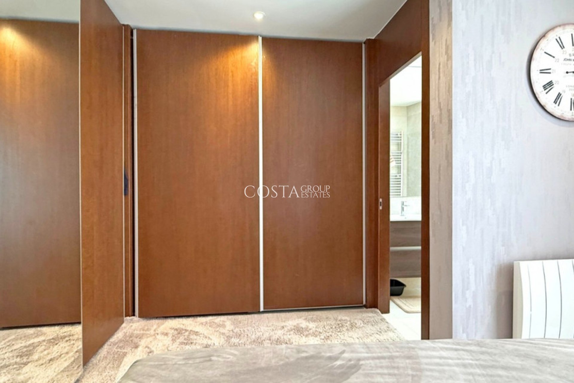 Odsprzedaż - Willa -
Orihuela Costa - Villamartin