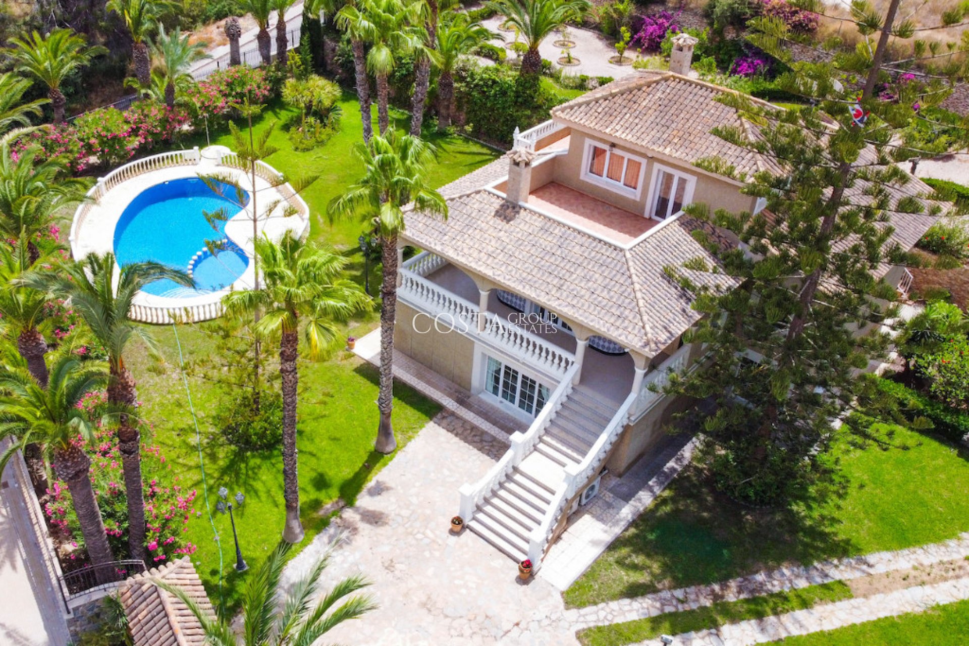 Odsprzedaż - Willa -
Orihuela Costa - Villamartin