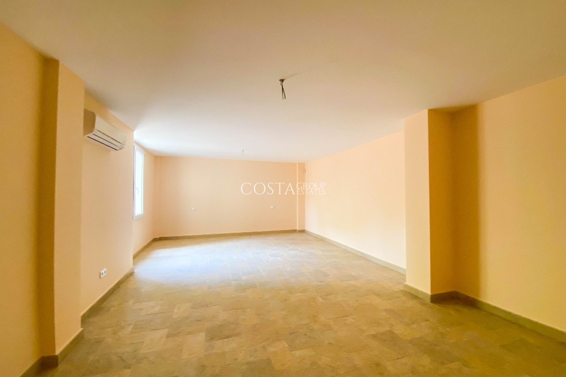 Odsprzedaż - Willa -
Orihuela Costa - Villamartin