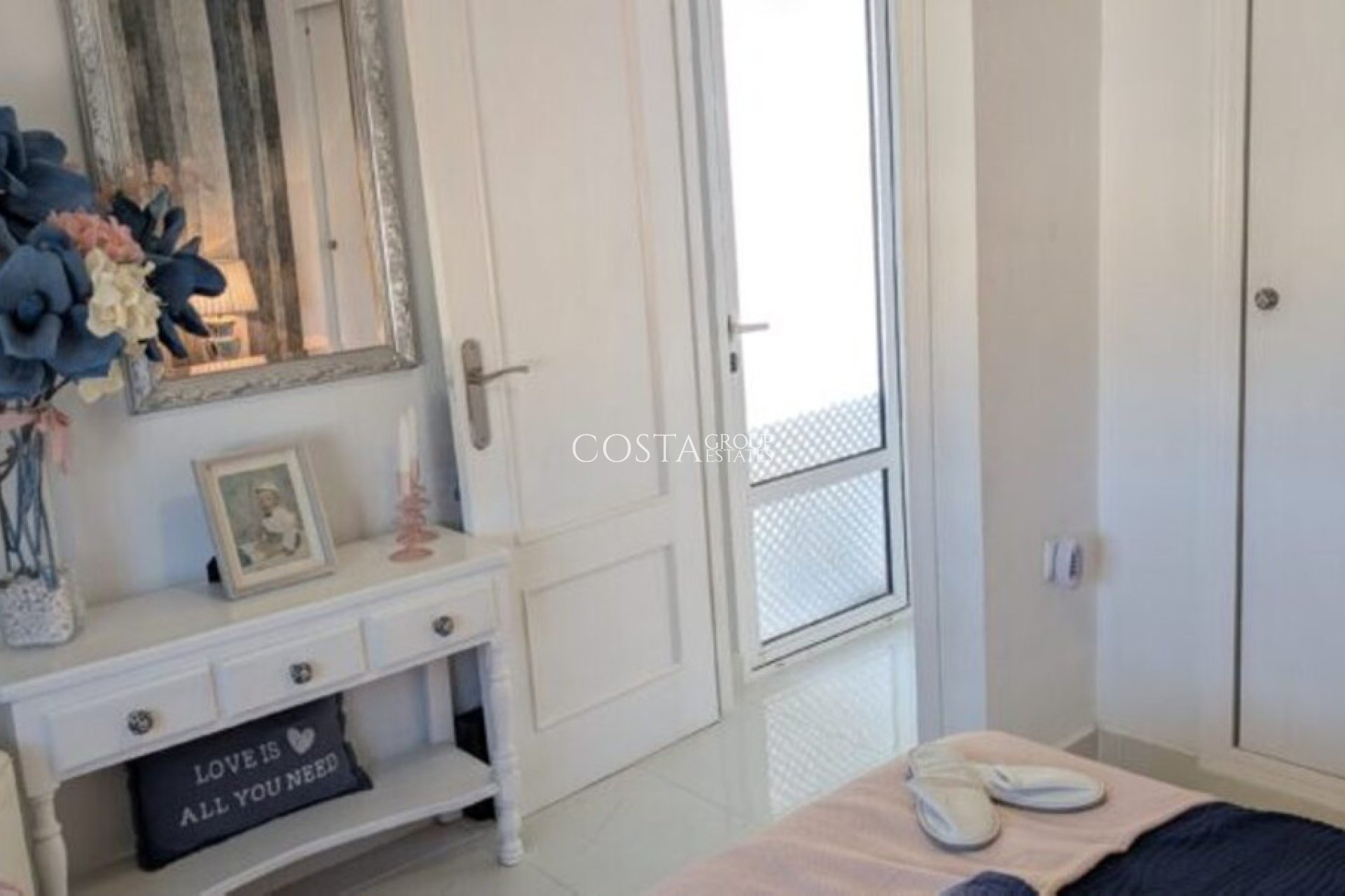 Odsprzedaż - Willa -
Orihuela Costa - Villamartin