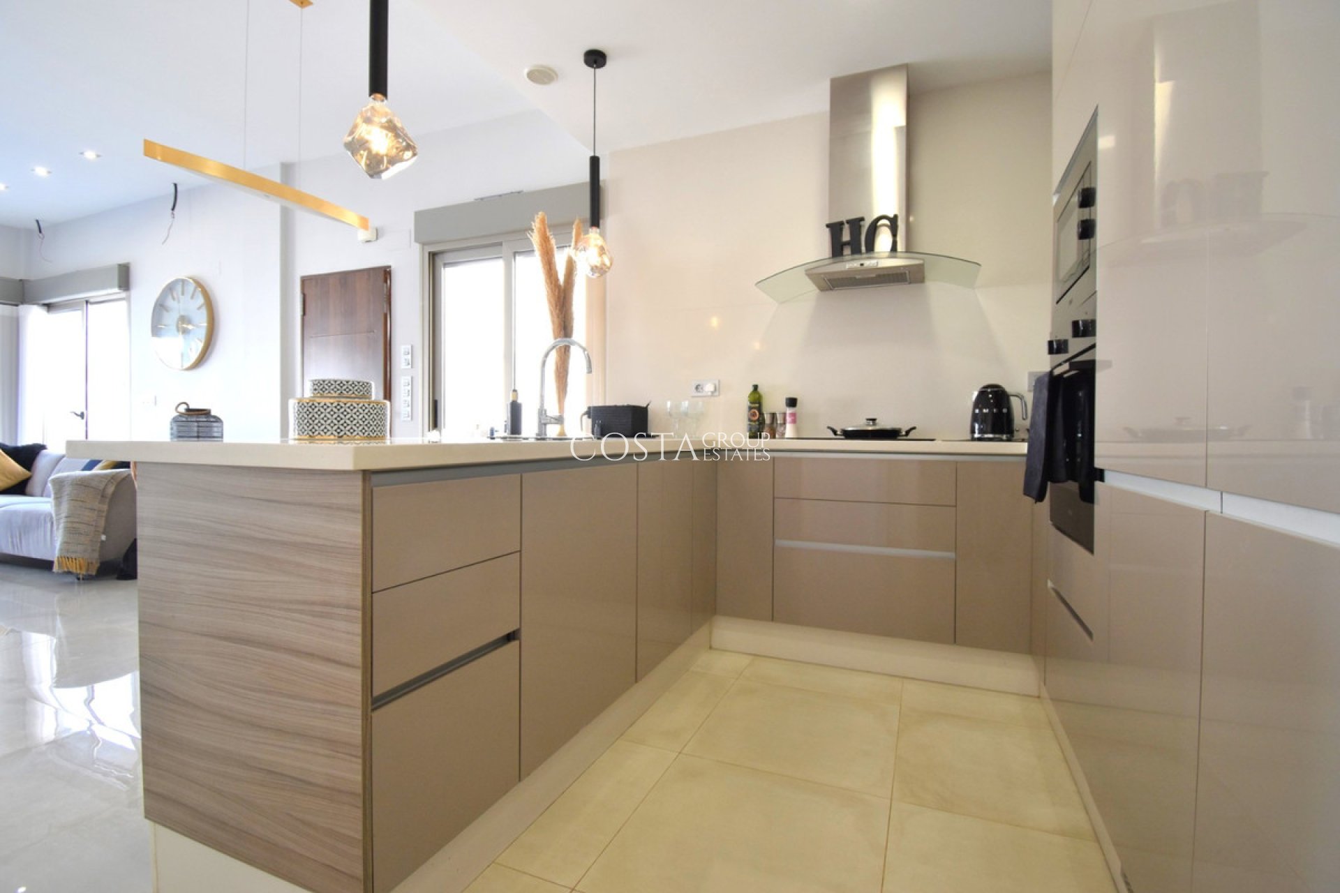 Odsprzedaż - Willa -
Orihuela Costa - Villamartin