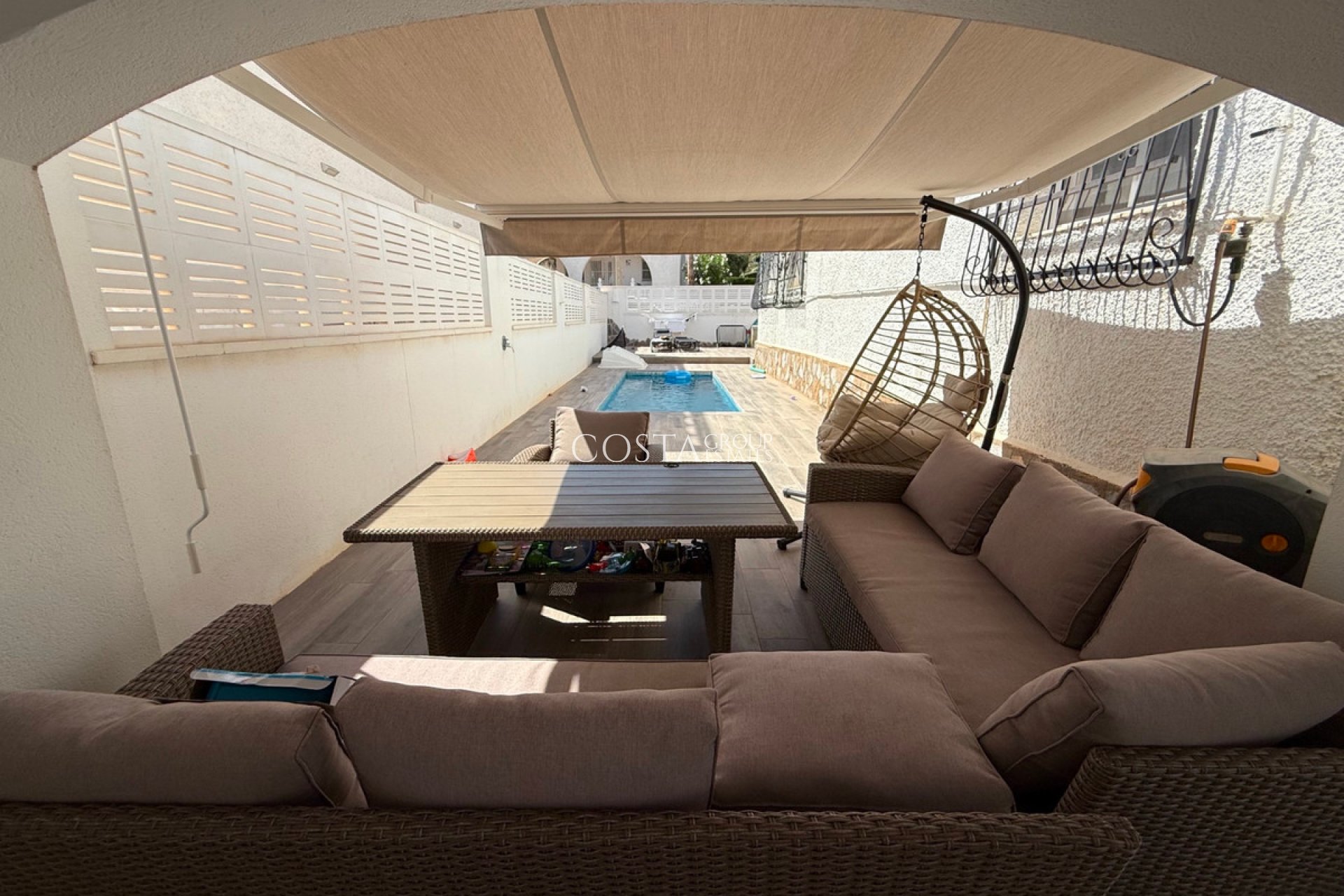 Odsprzedaż - Willa -
Orihuela Costa - Villamartin