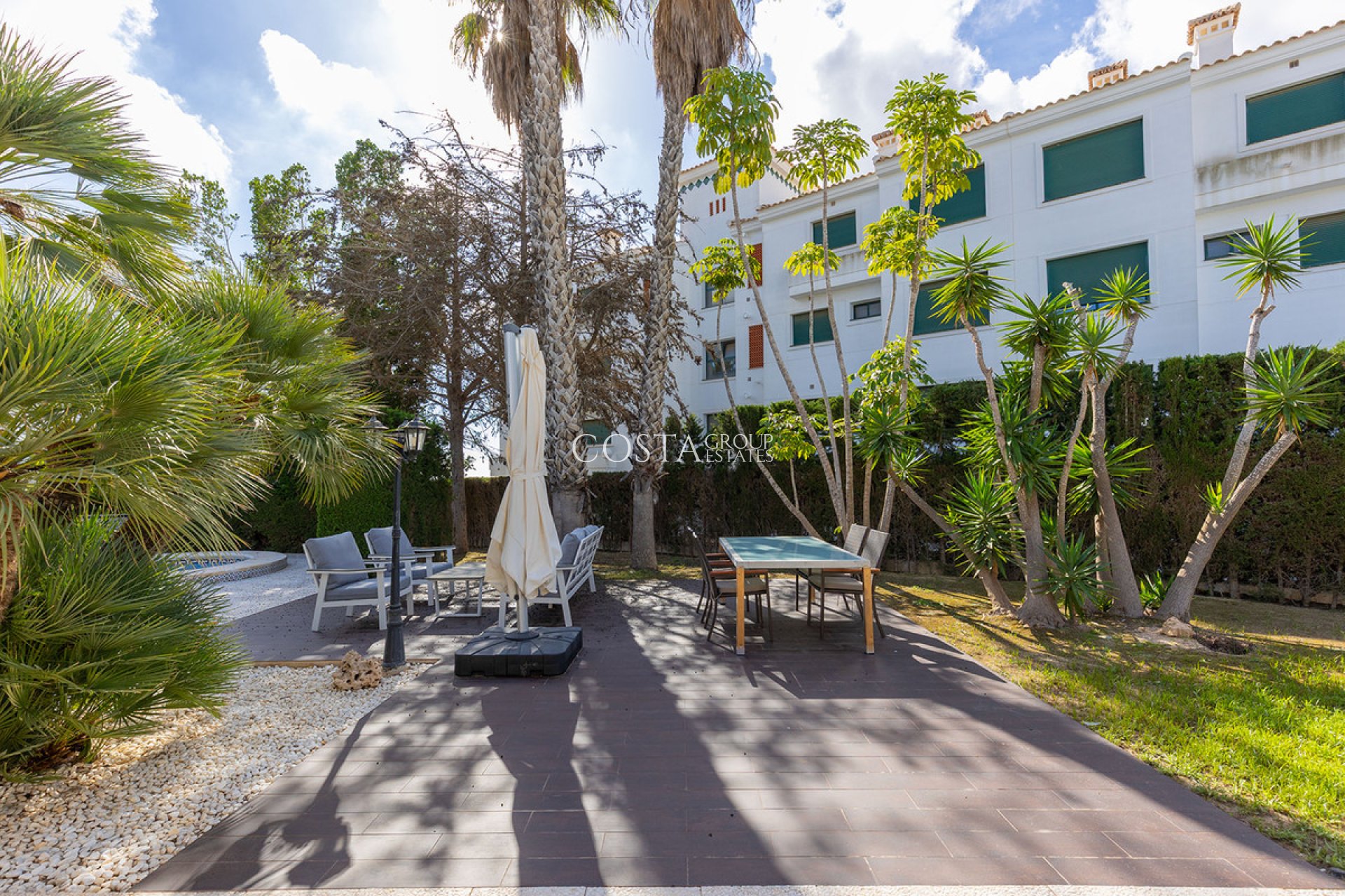 Odsprzedaż - Willa -
Orihuela Costa