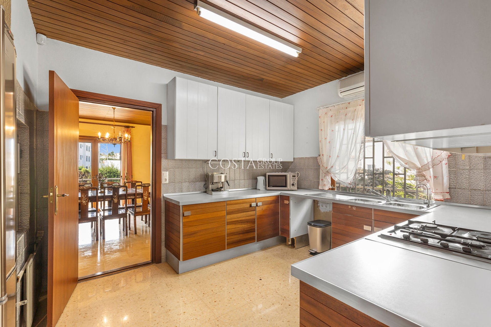 Odsprzedaż - Willa -
Orihuela Costa