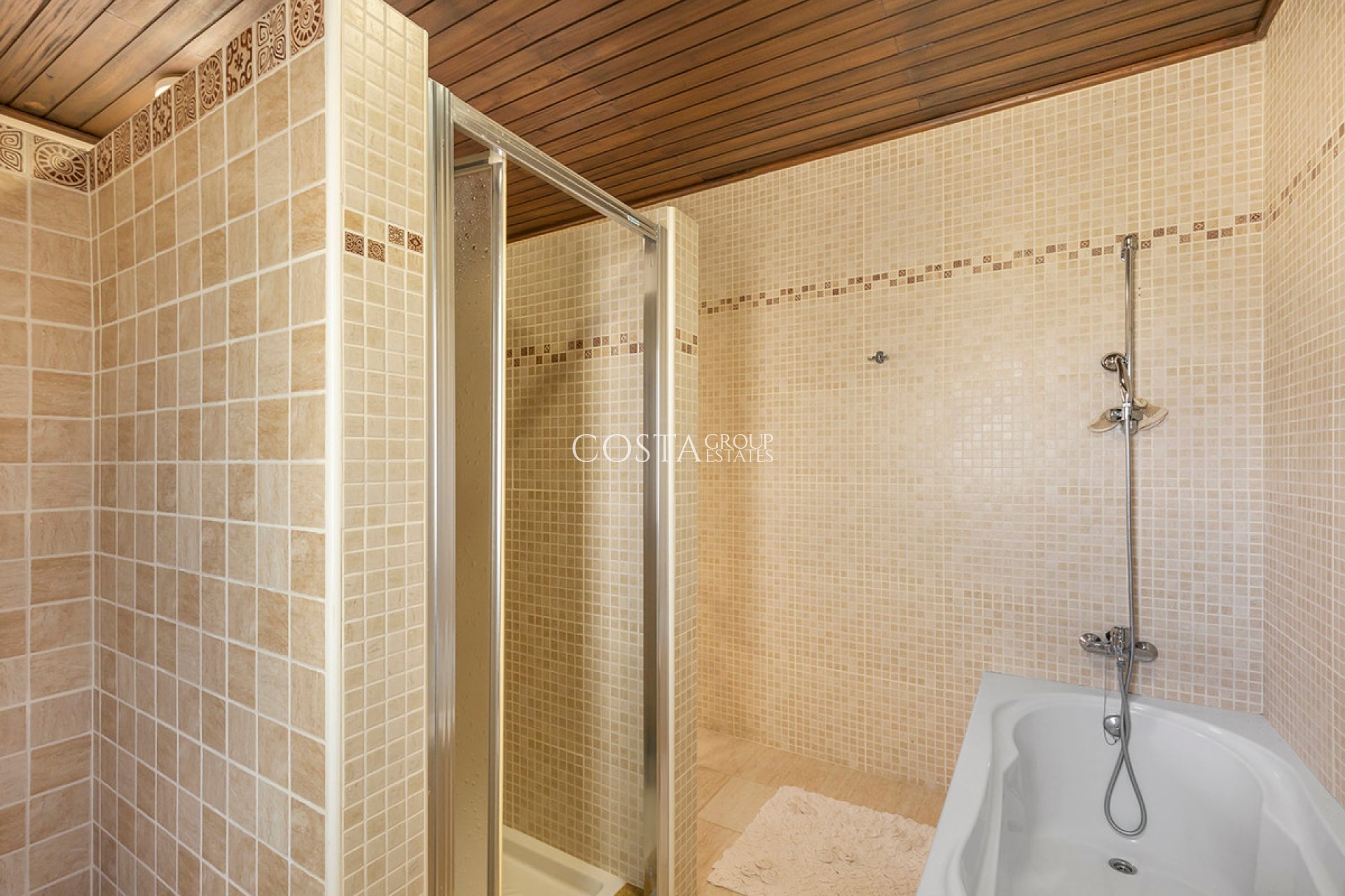 Odsprzedaż - Willa -
Orihuela Costa