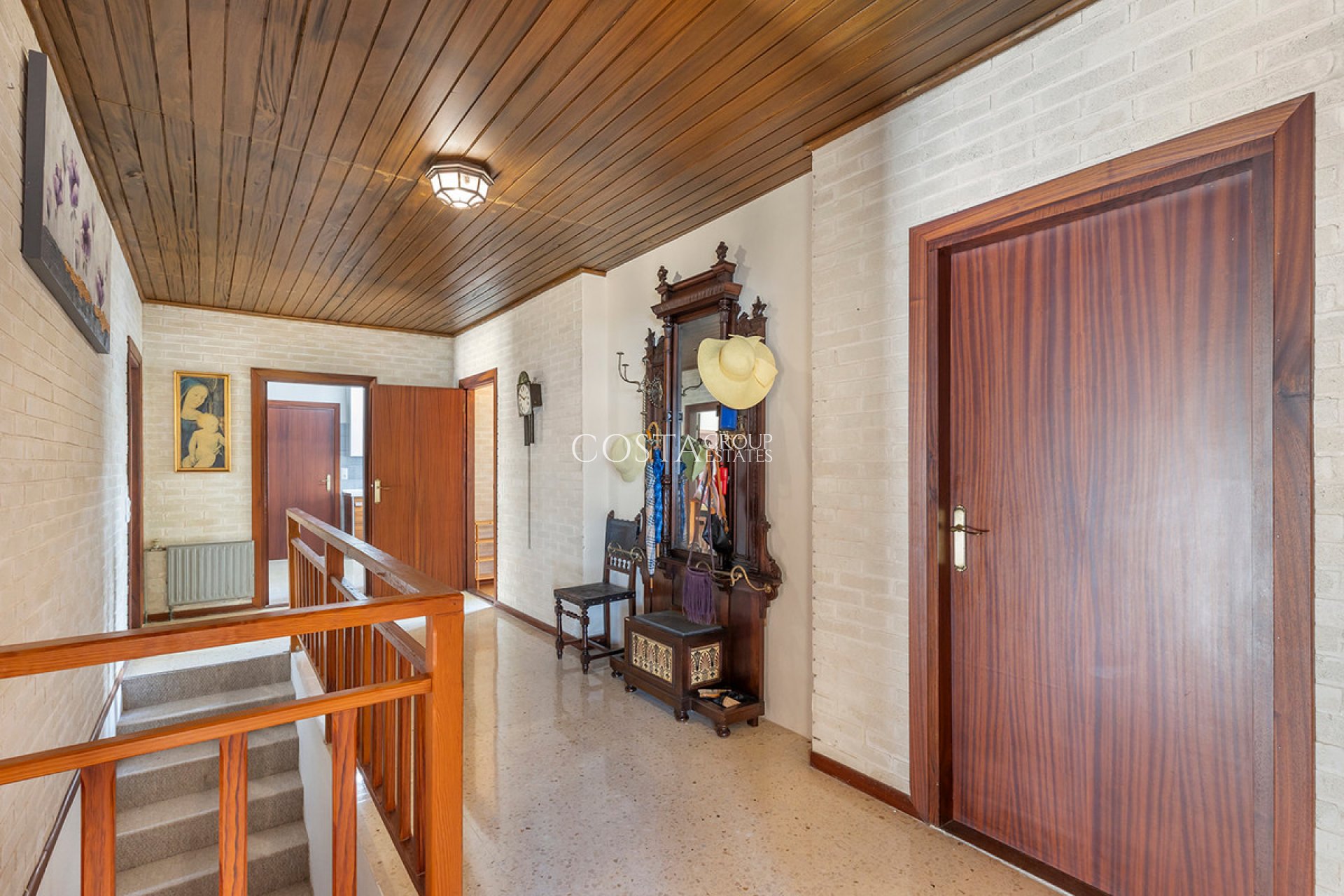 Odsprzedaż - Willa -
Orihuela Costa