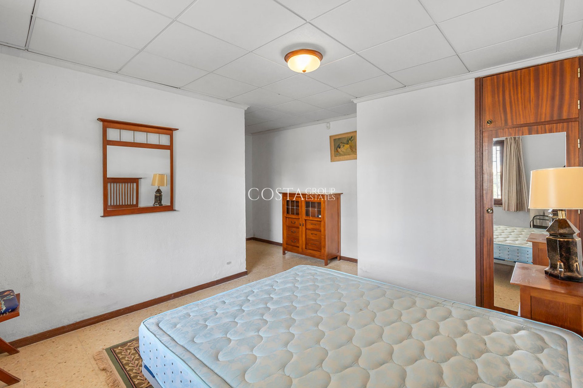 Odsprzedaż - Willa -
Orihuela Costa