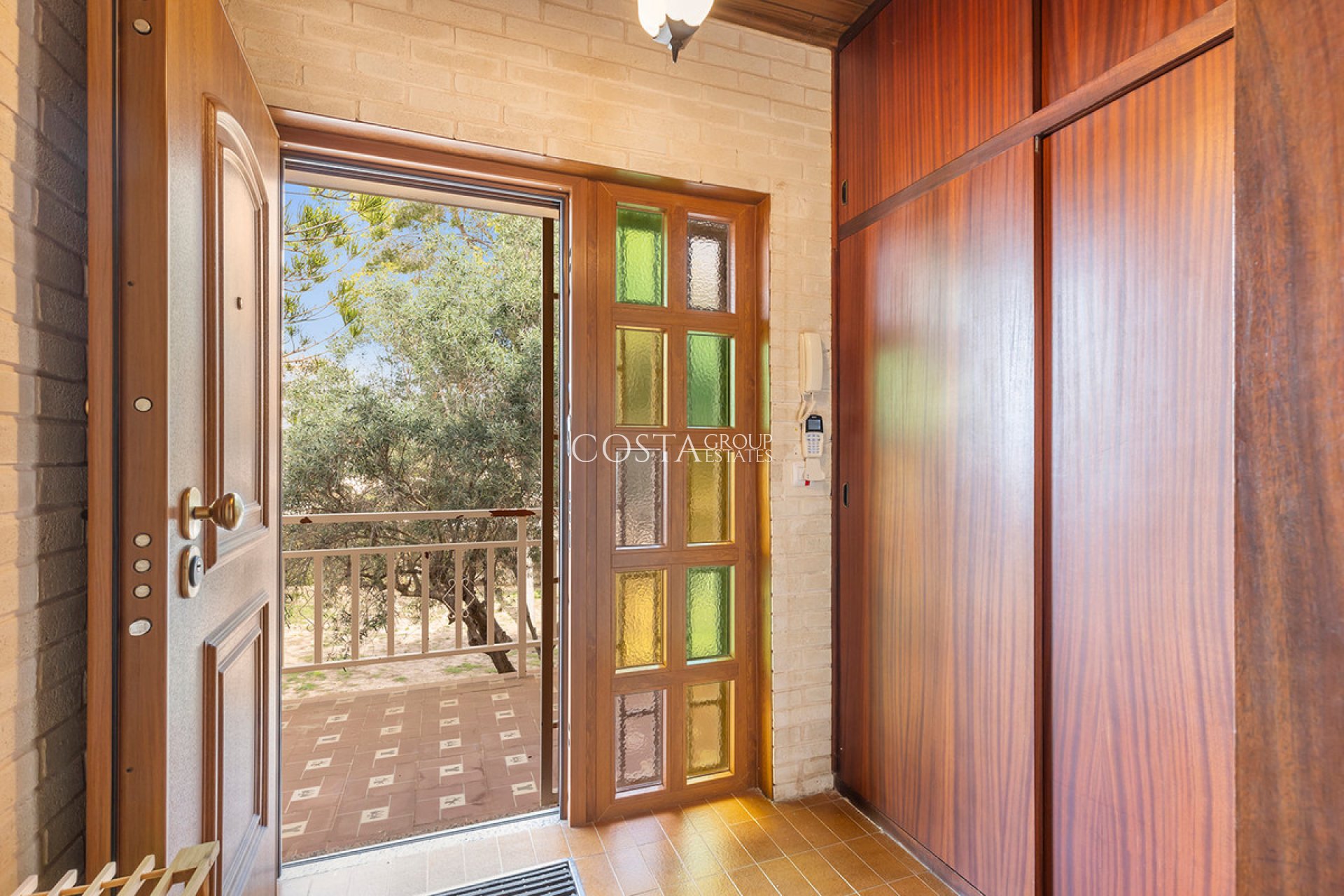 Odsprzedaż - Willa -
Orihuela Costa