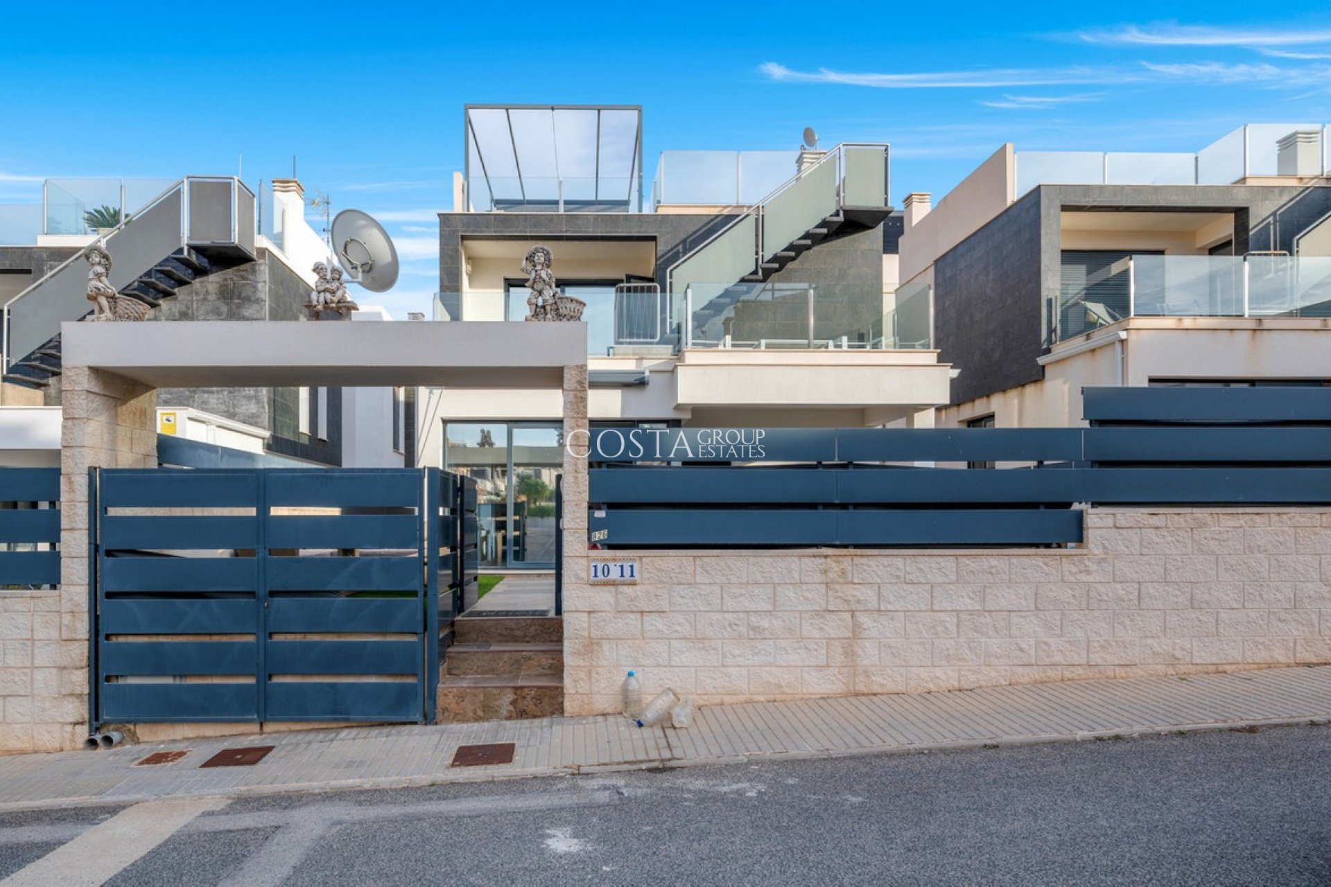 Odsprzedaż - Willa -
Orihuela Costa