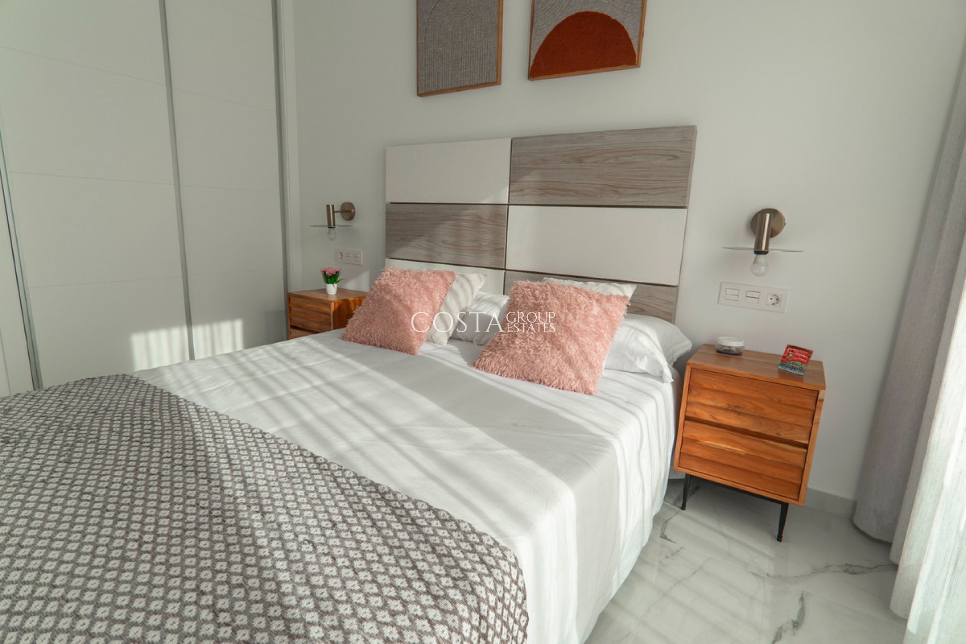 Odsprzedaż - Willa -
Orihuela - La Florida