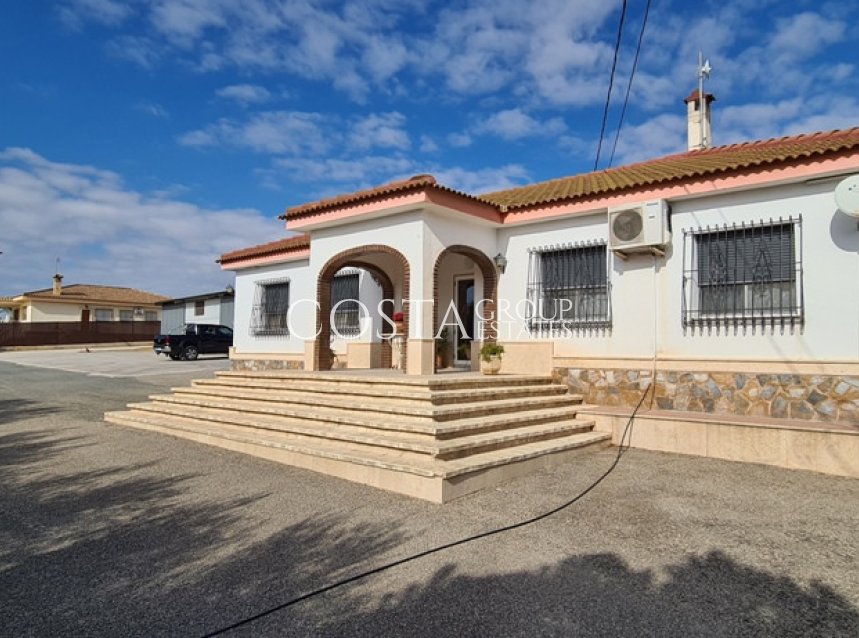 Odsprzedaż - Willa -
Orihuela - La Matanza
