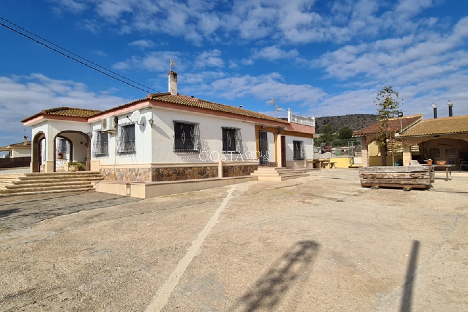Odsprzedaż - Willa -
Orihuela - La Matanza