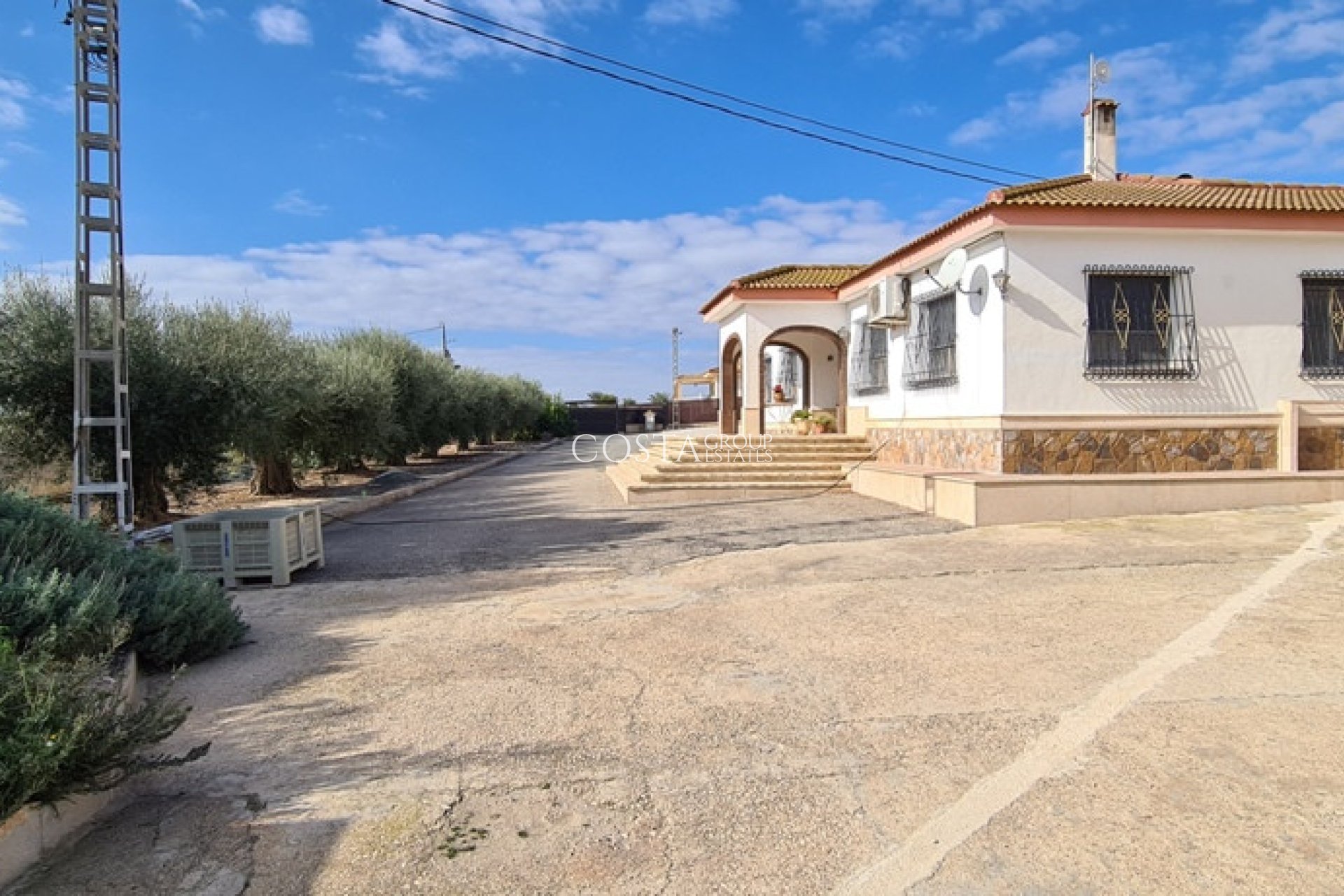 Odsprzedaż - Willa -
Orihuela - La Matanza