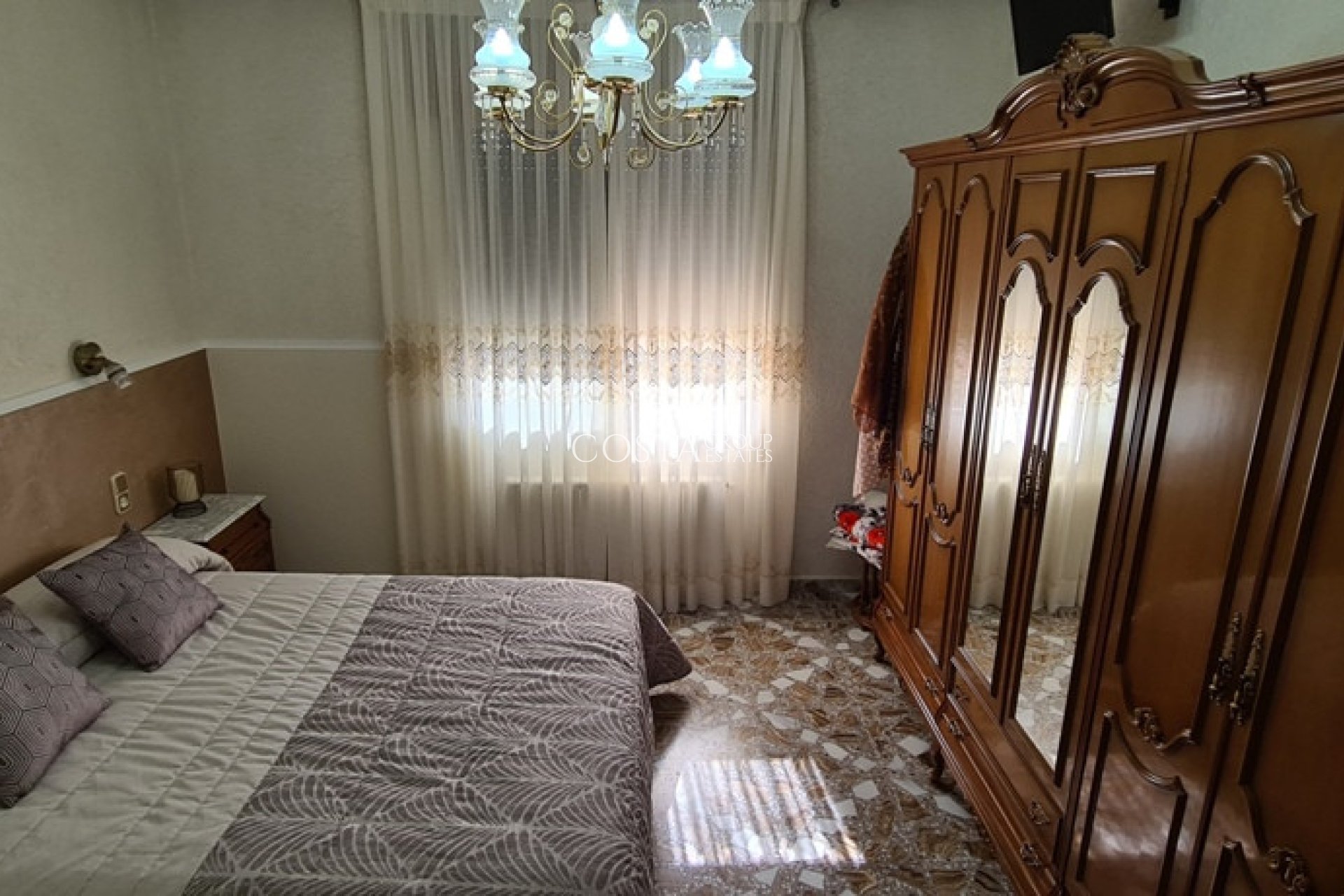 Odsprzedaż - Willa -
Orihuela - La Matanza