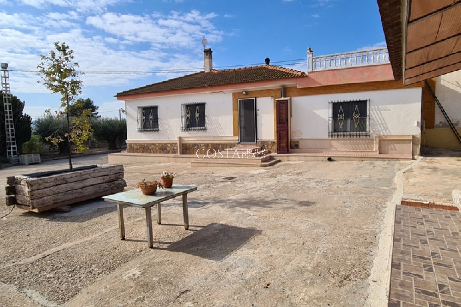 Odsprzedaż - Willa -
Orihuela - La Matanza
