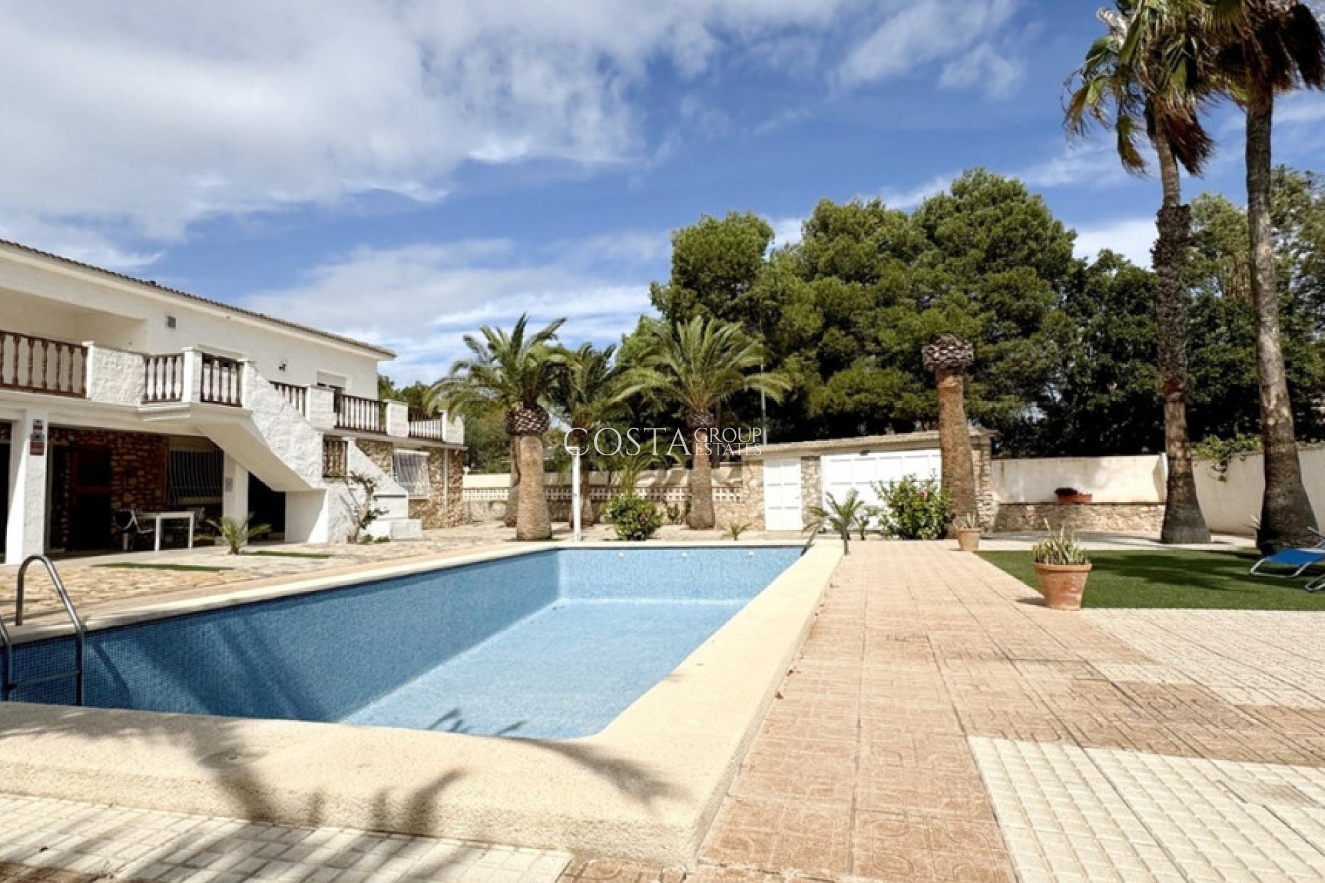 Odsprzedaż - Willa -
Orihuela - La Zenia