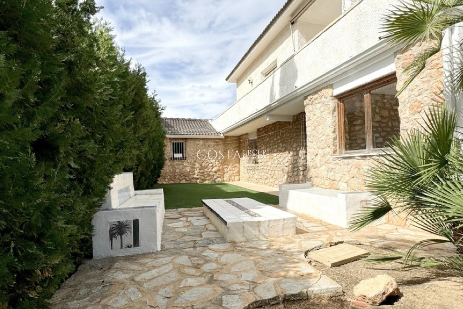 Odsprzedaż - Willa -
Orihuela - La Zenia