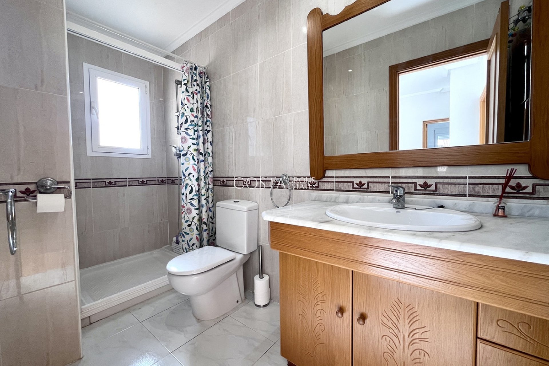 Odsprzedaż - Willa -
Orihuela - La Zenia