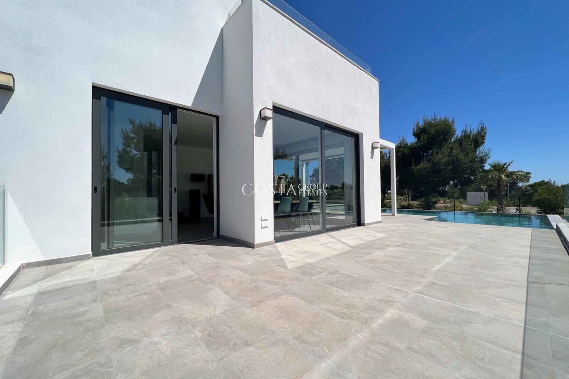 Odsprzedaż - Willa -
Orihuela - Las Colinas Golf