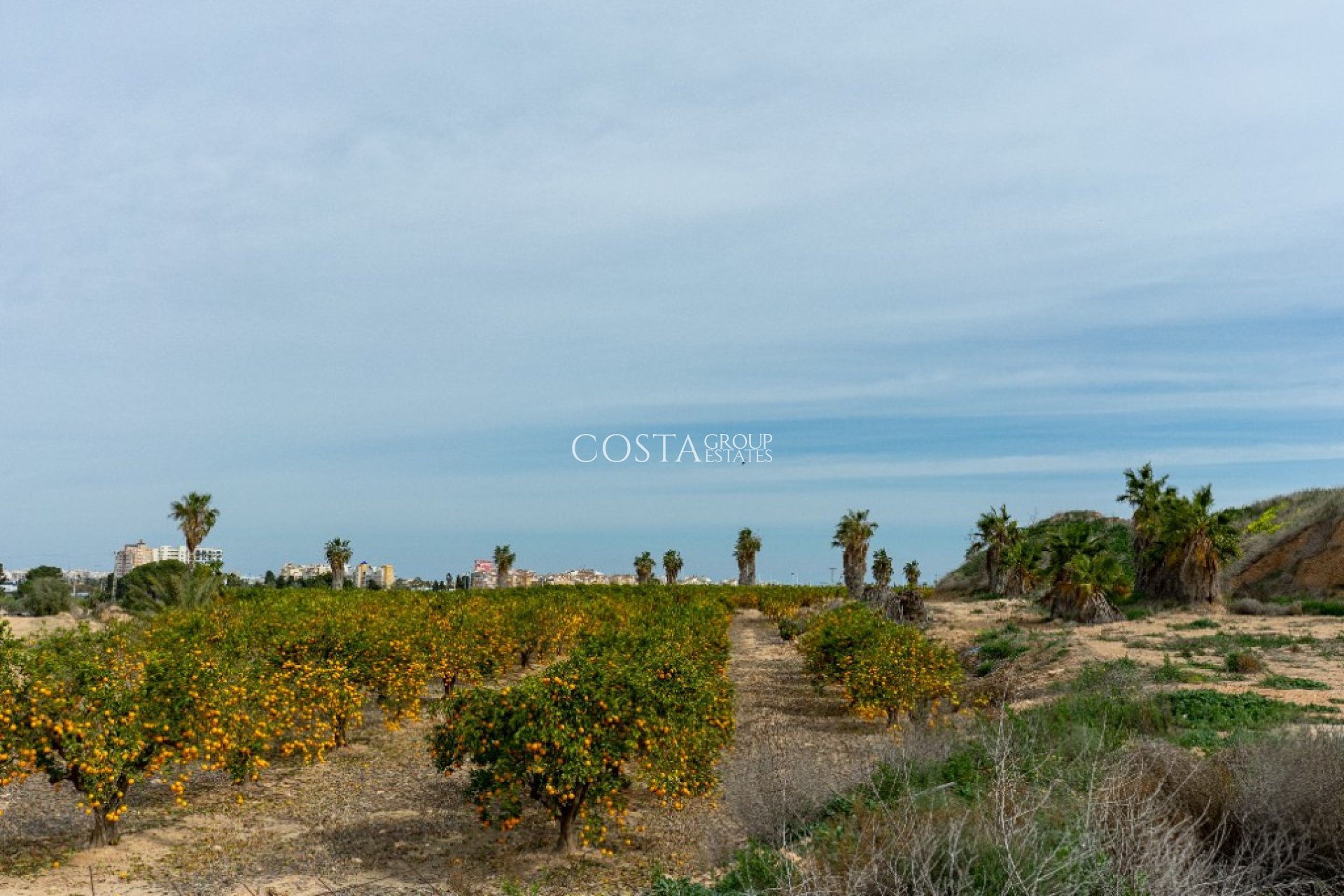 Odsprzedaż - Willa -
Orihuela - Los Altos