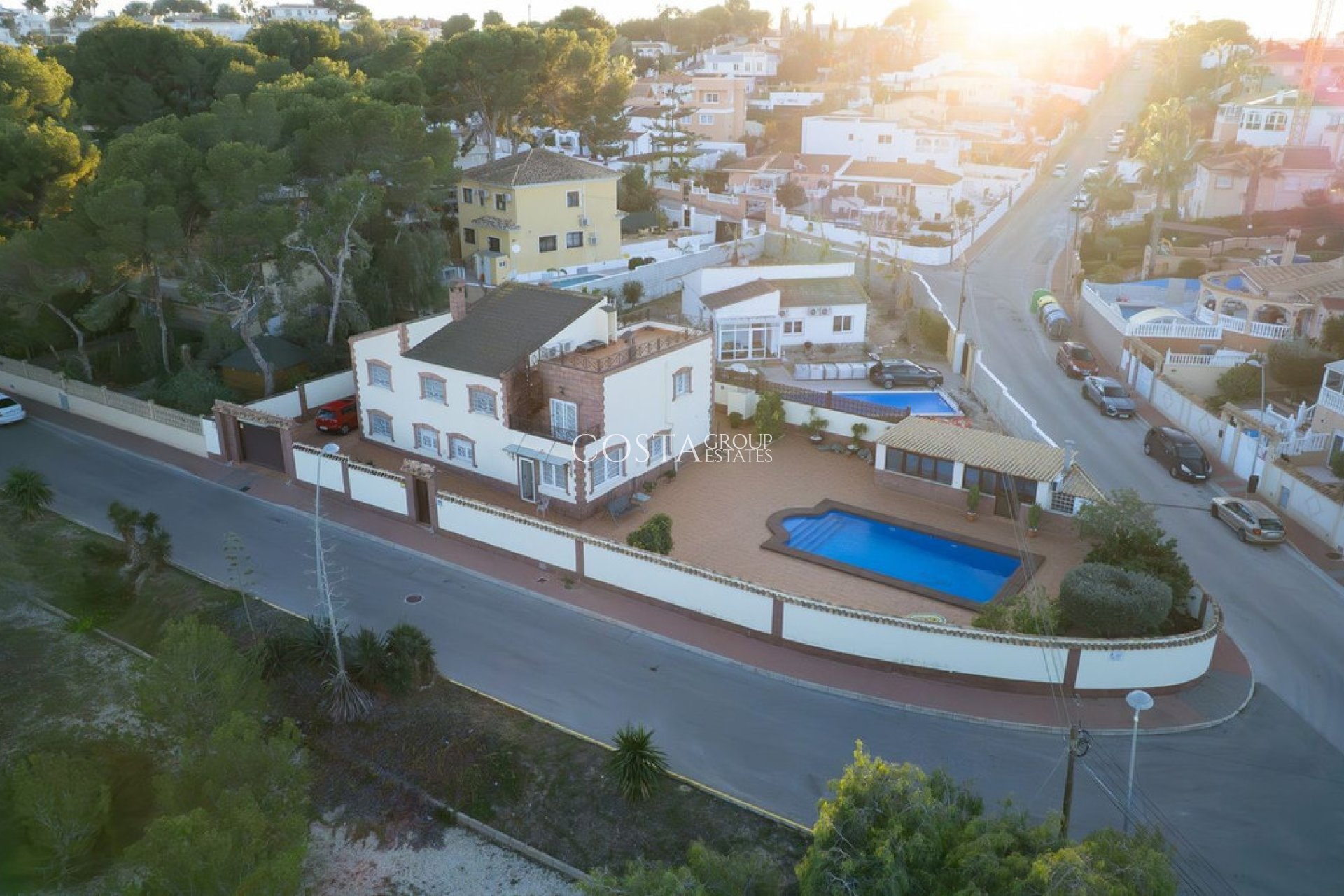 Odsprzedaż - Willa -
Orihuela - Los Balcones