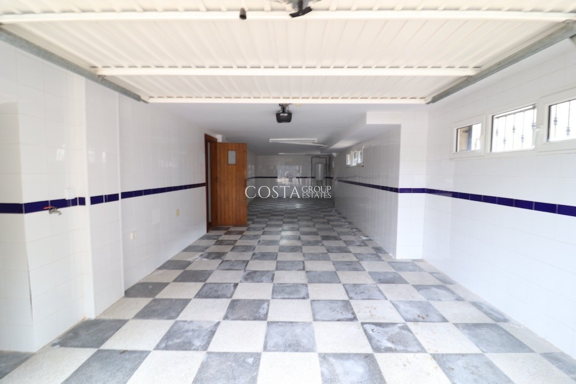 Odsprzedaż - Willa -
Orihuela - Mil Palmeras
