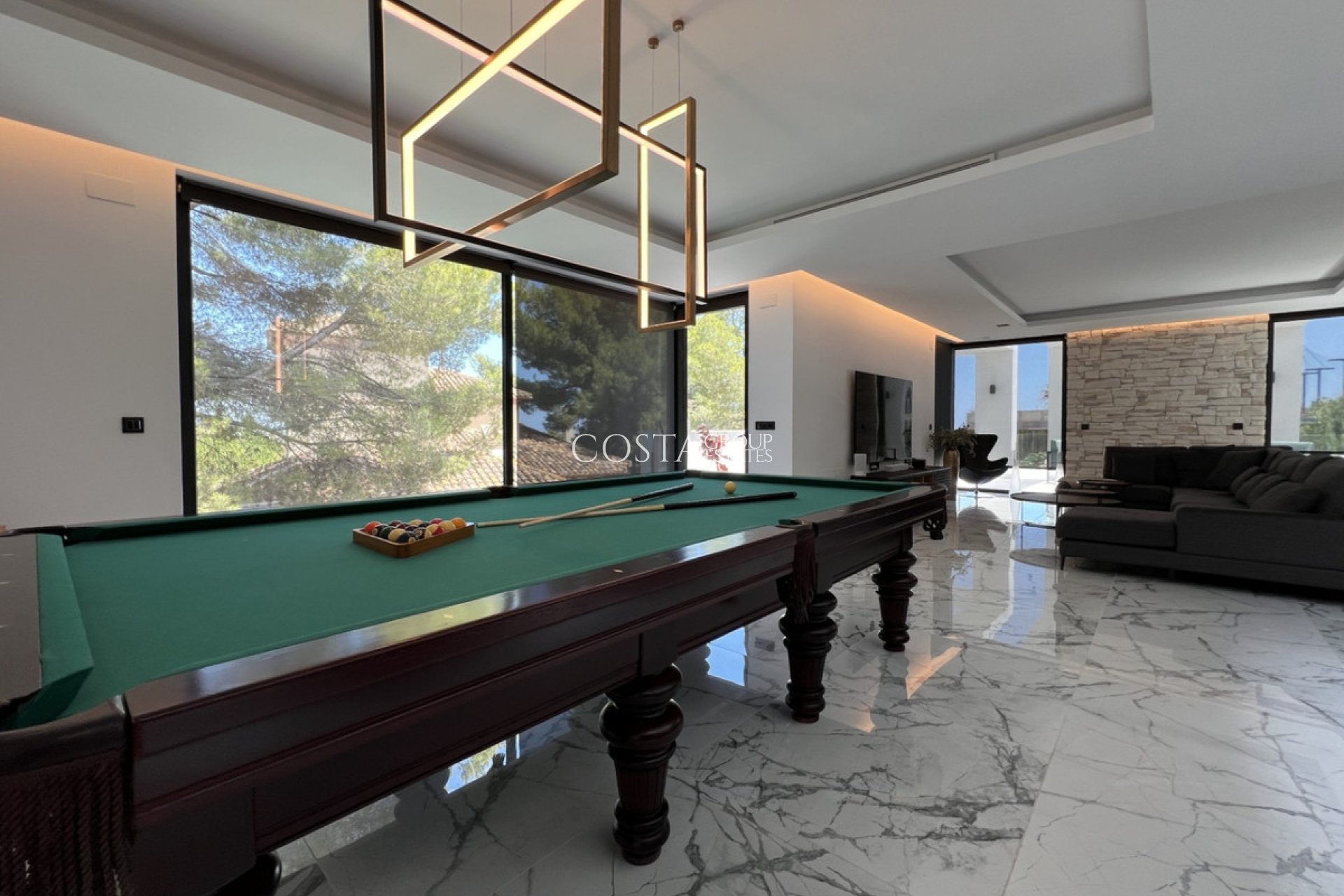 Odsprzedaż - Willa -
Orihuela - Orihuela Costa