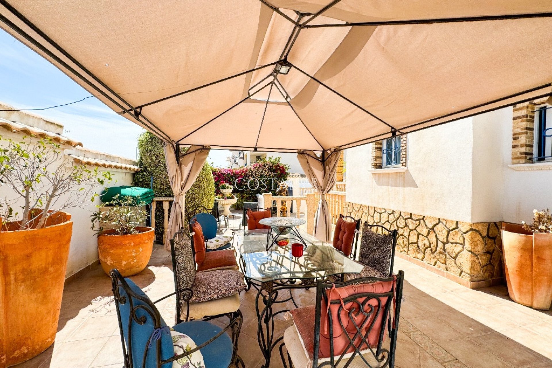 Odsprzedaż - Willa -
Orihuela - Punta Prima