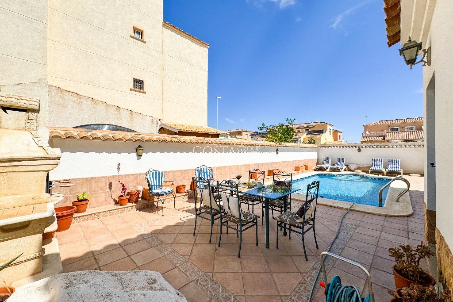 Odsprzedaż - Willa -
Orihuela - Punta Prima