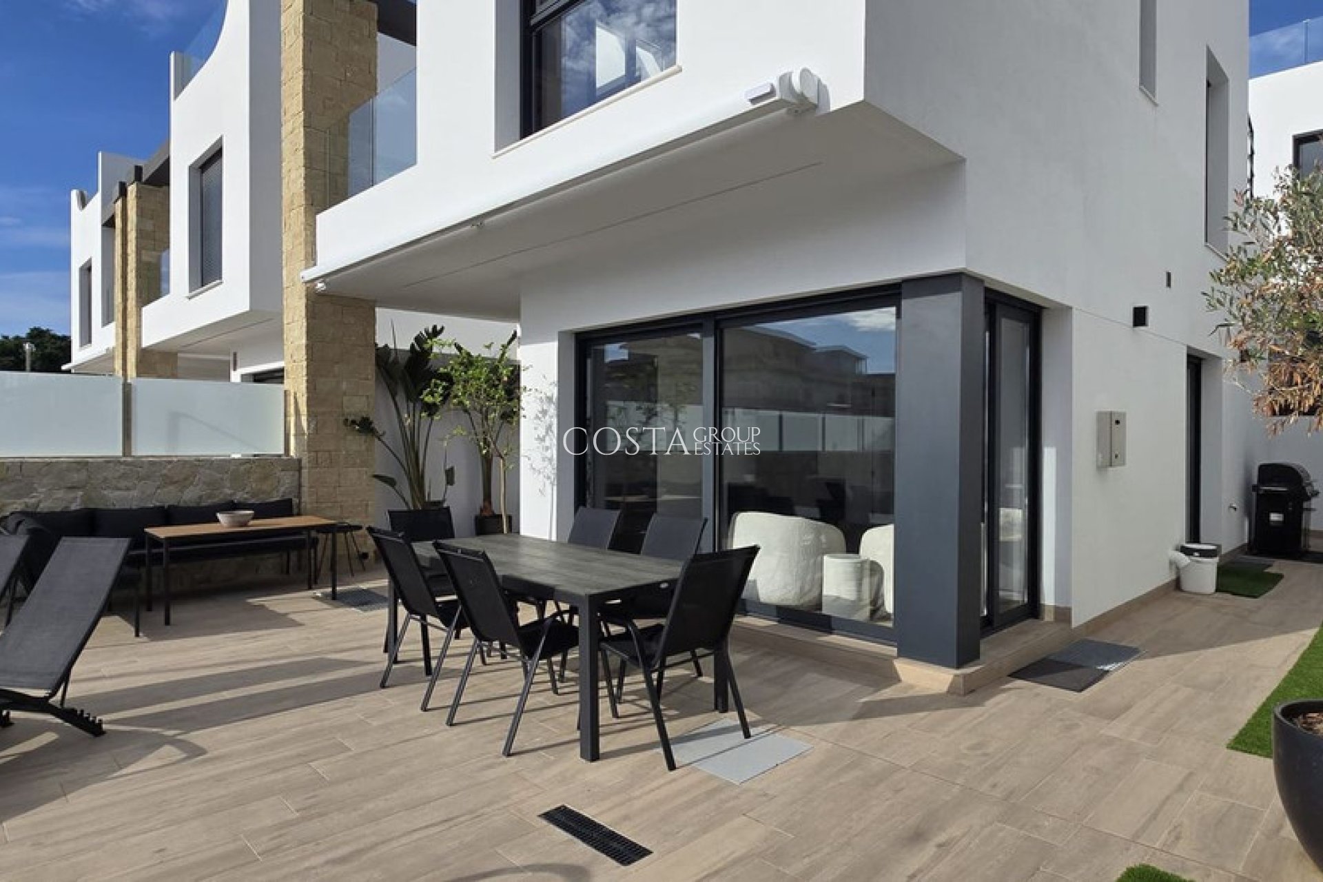 Odsprzedaż - Willa -
Orihuela - Punta Prima