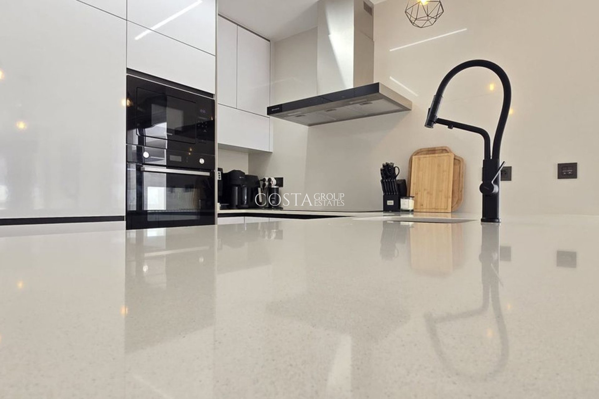 Odsprzedaż - Willa -
Orihuela - Punta Prima