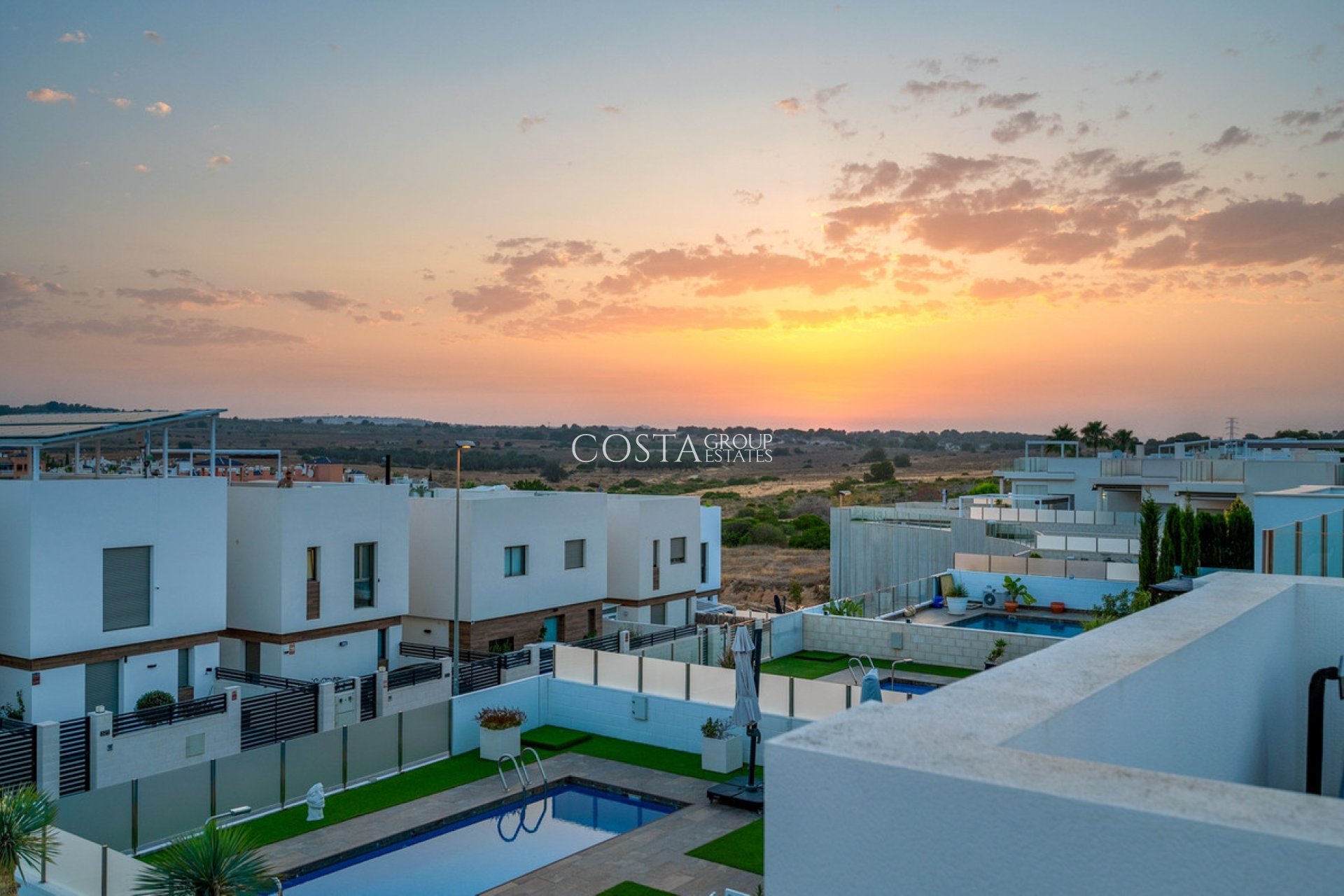 Odsprzedaż - Willa -
Orihuela - Villamartin
