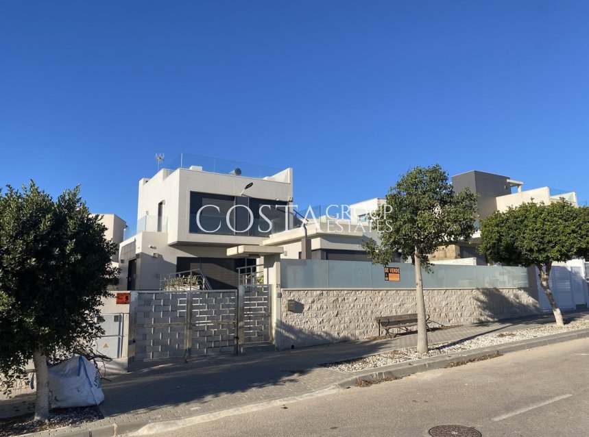 Odsprzedaż - Willa -
Orihuela - Villamartin