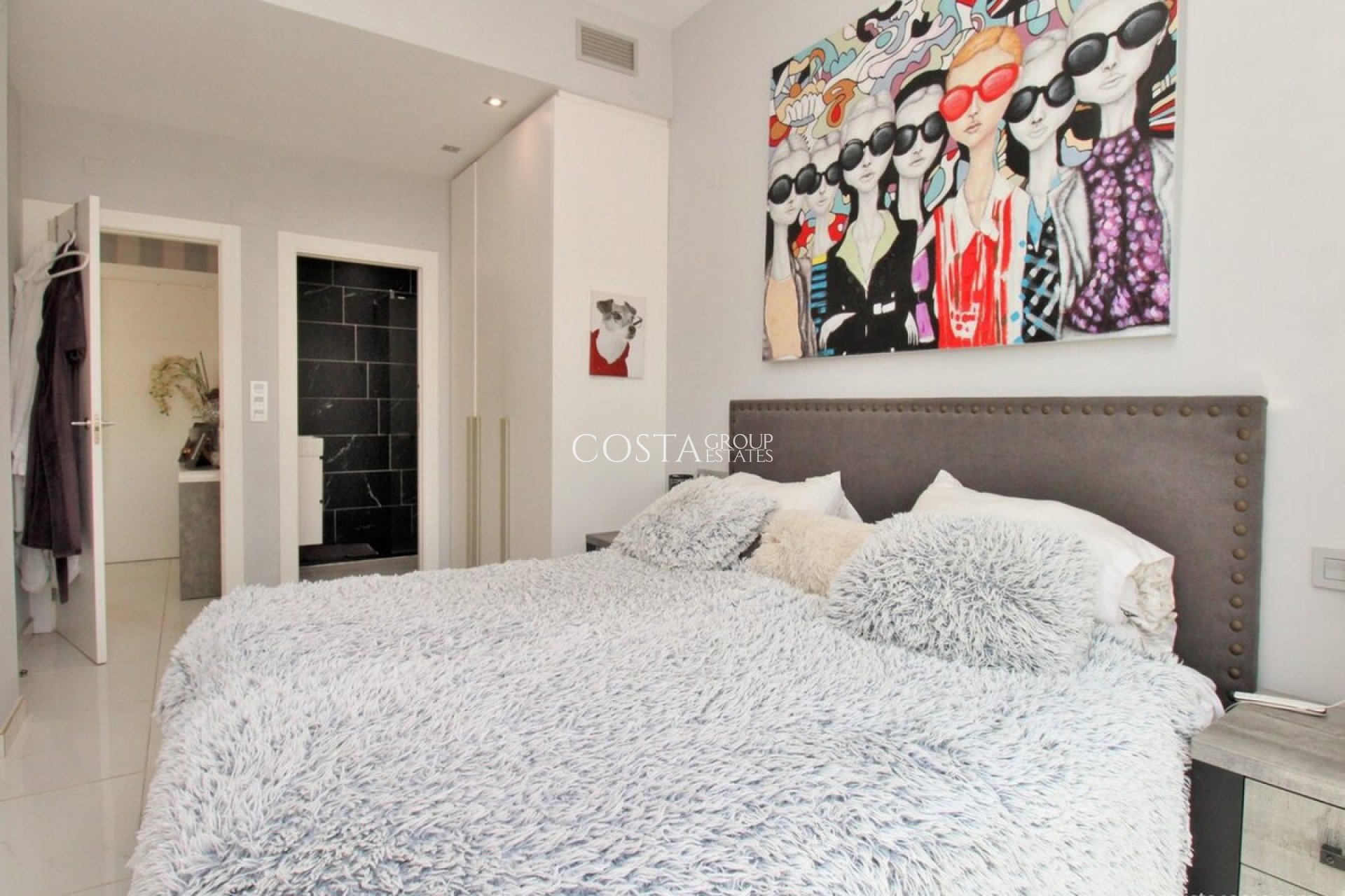 Odsprzedaż - Willa -
Orihuela - Villamartin