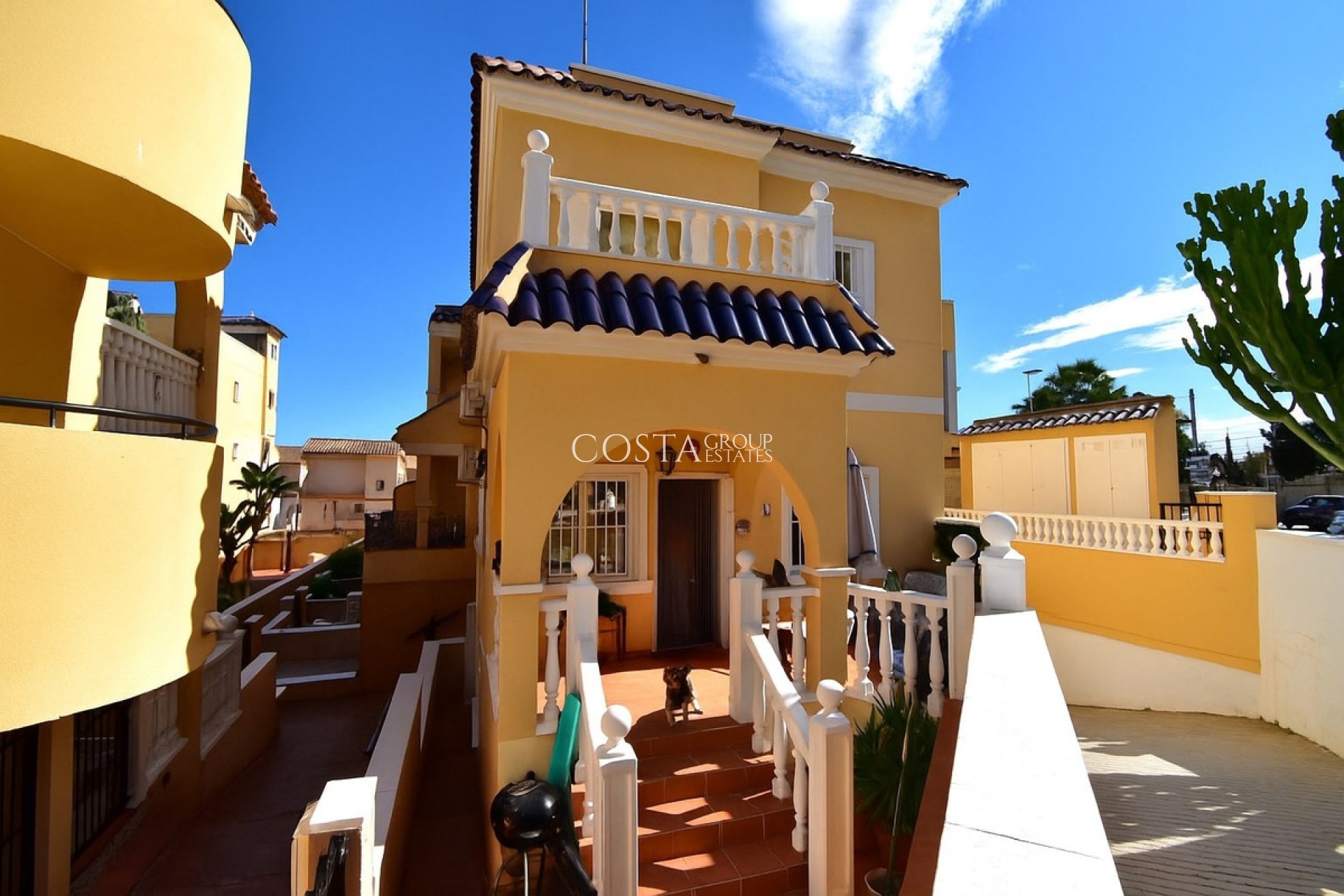 Odsprzedaż - Willa -
Orihuela - Villamartin