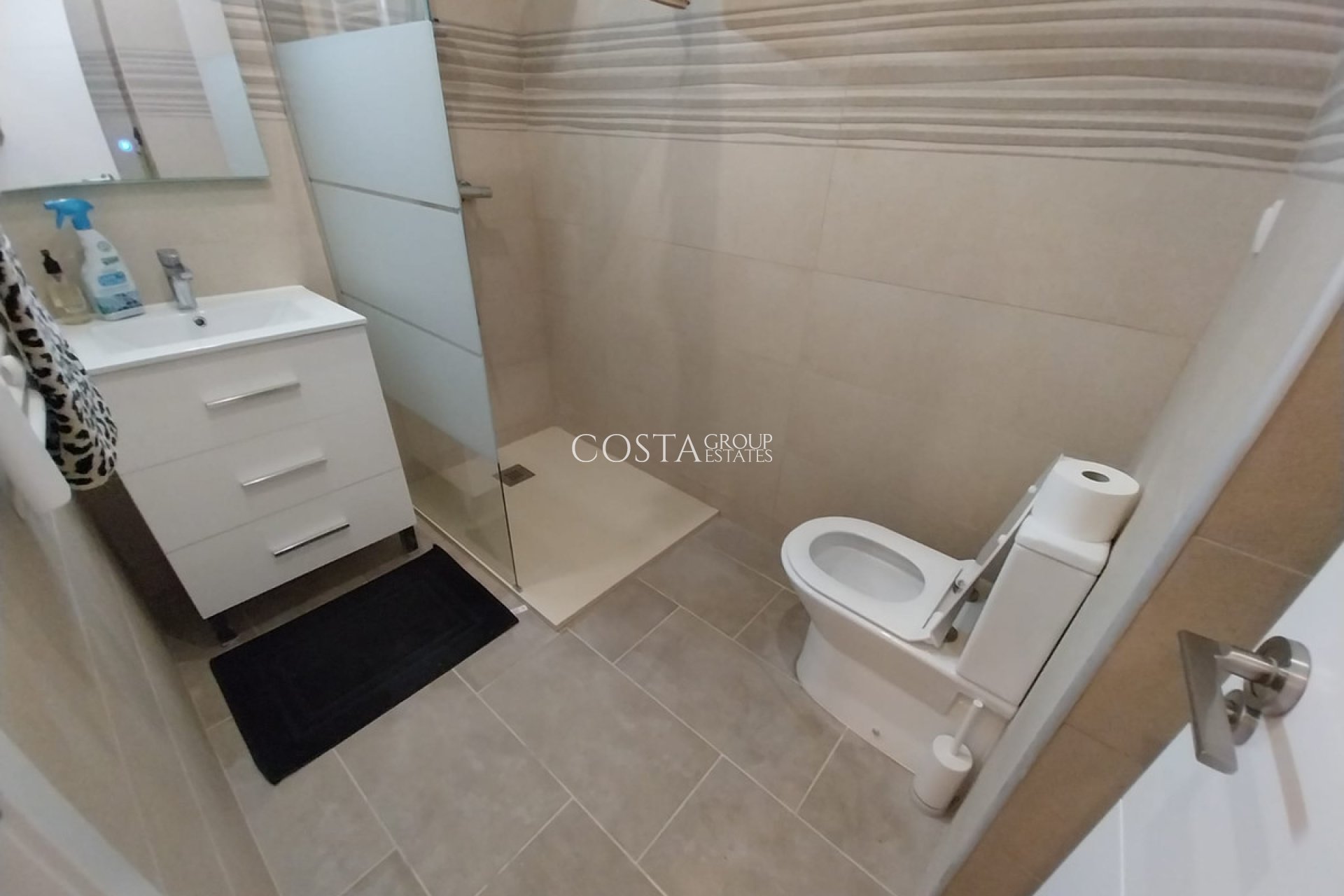 Odsprzedaż - Willa -
Orihuela - Villamartin