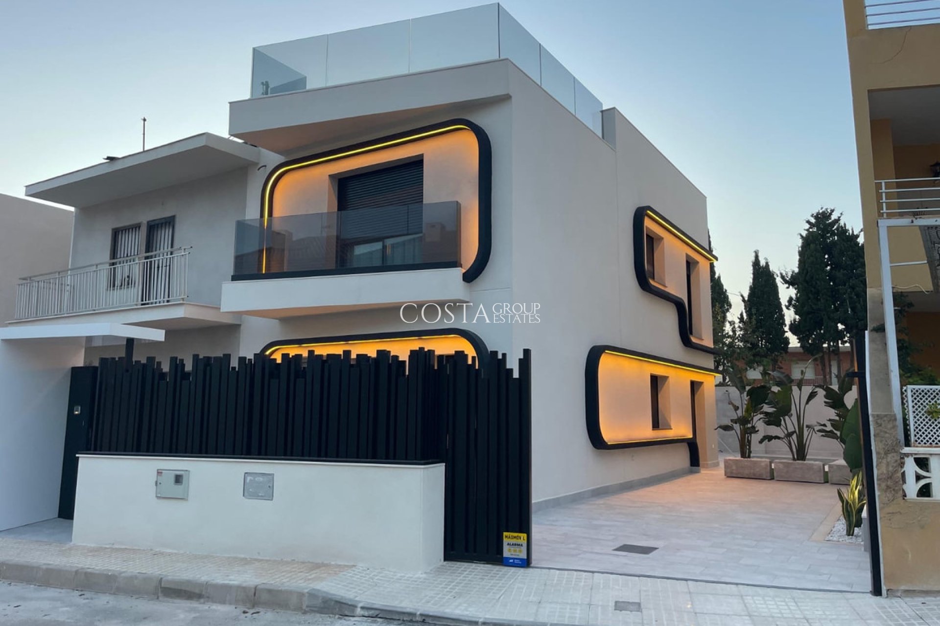 Odsprzedaż - Willa -
Pilar de la Horadada - Torre De La Horadada