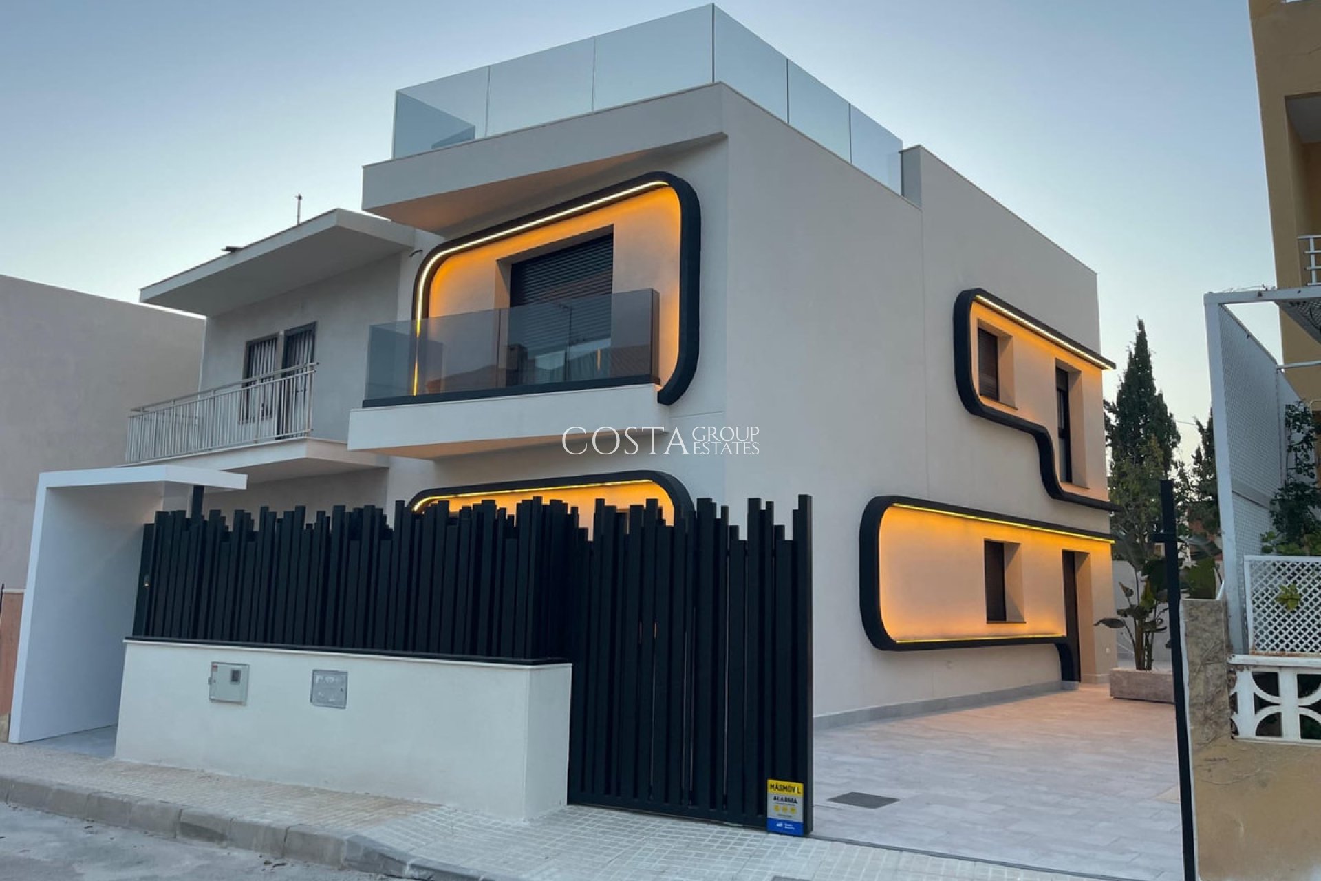 Odsprzedaż - Willa -
Pilar de la Horadada - Torre De La Horadada