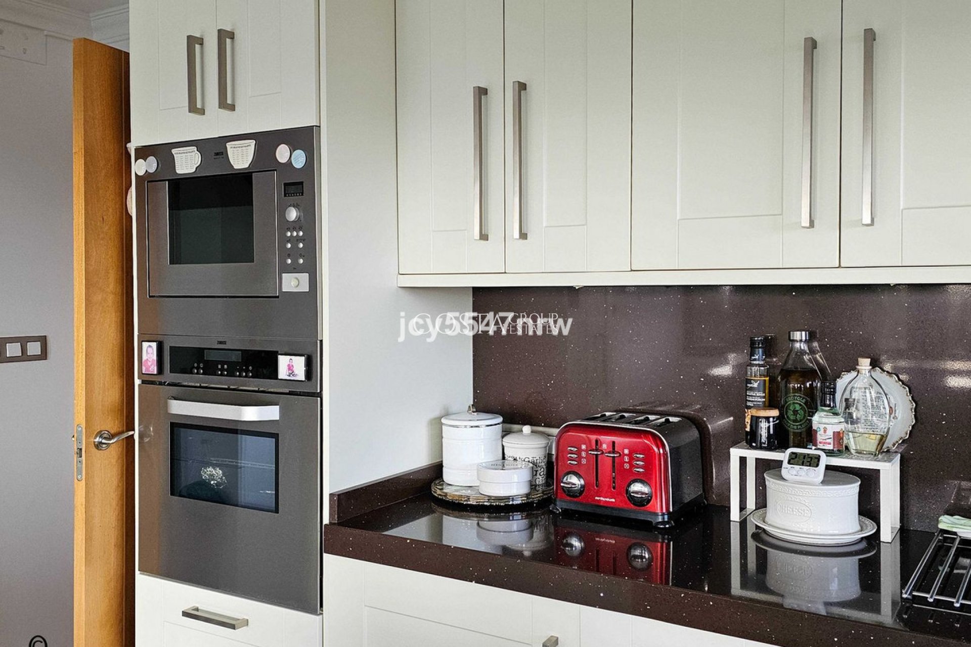 Odsprzedaż - Willa -
Pinoso - Pinoso Centro