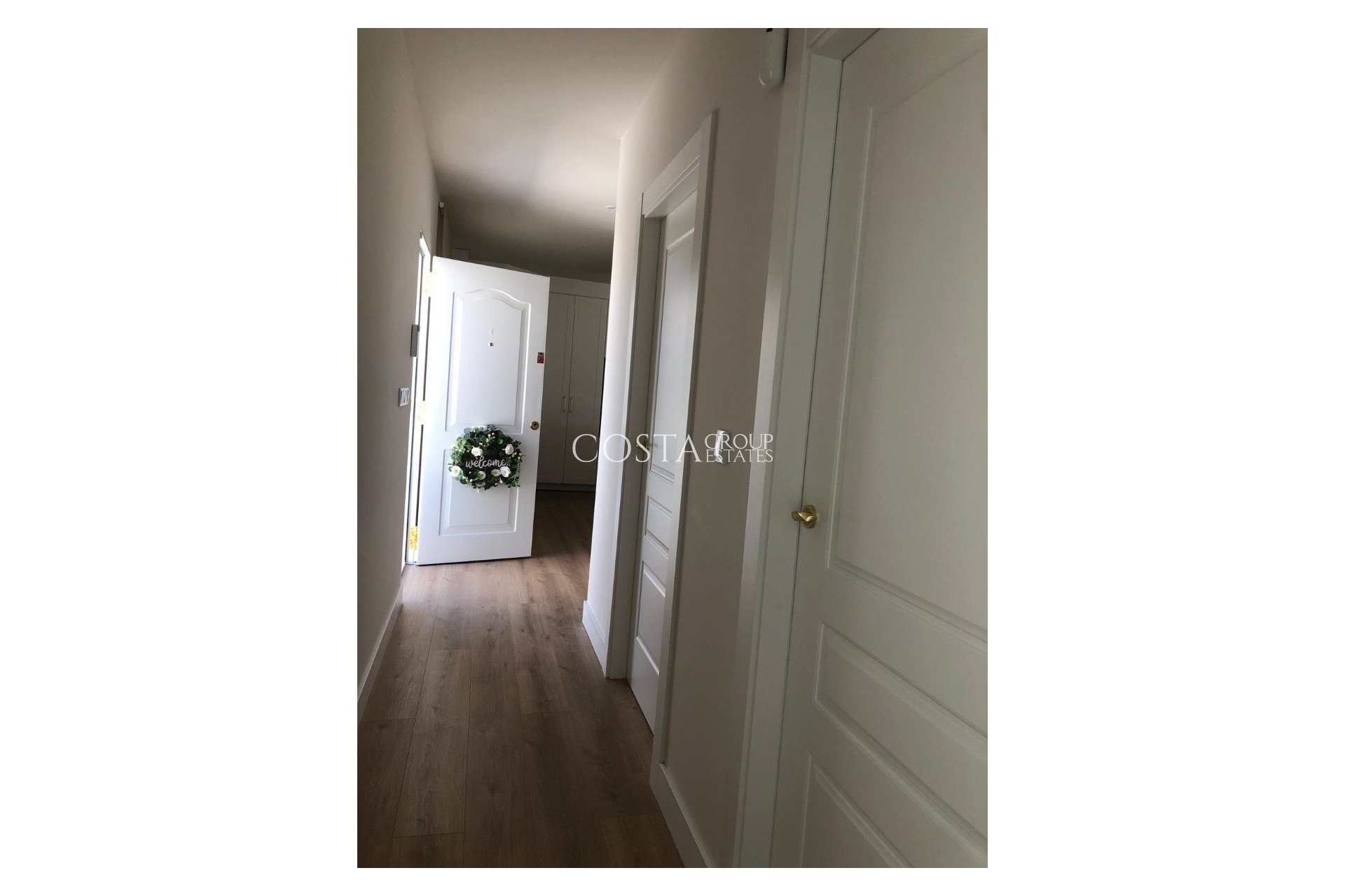 Odsprzedaż - Willa -
Pinoso - Pinoso Centro