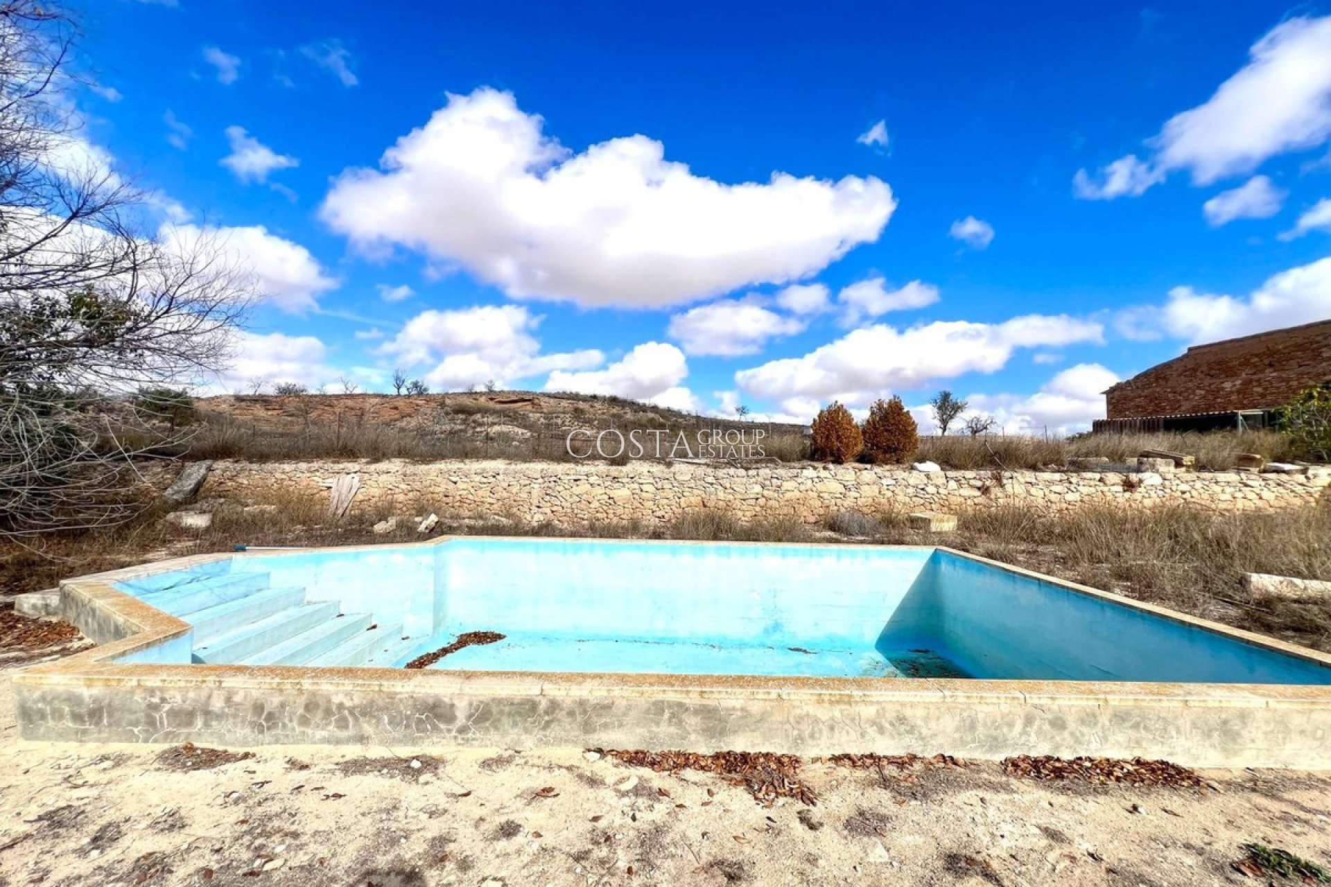 Odsprzedaż - Willa -
Pinoso - Pinoso Centro