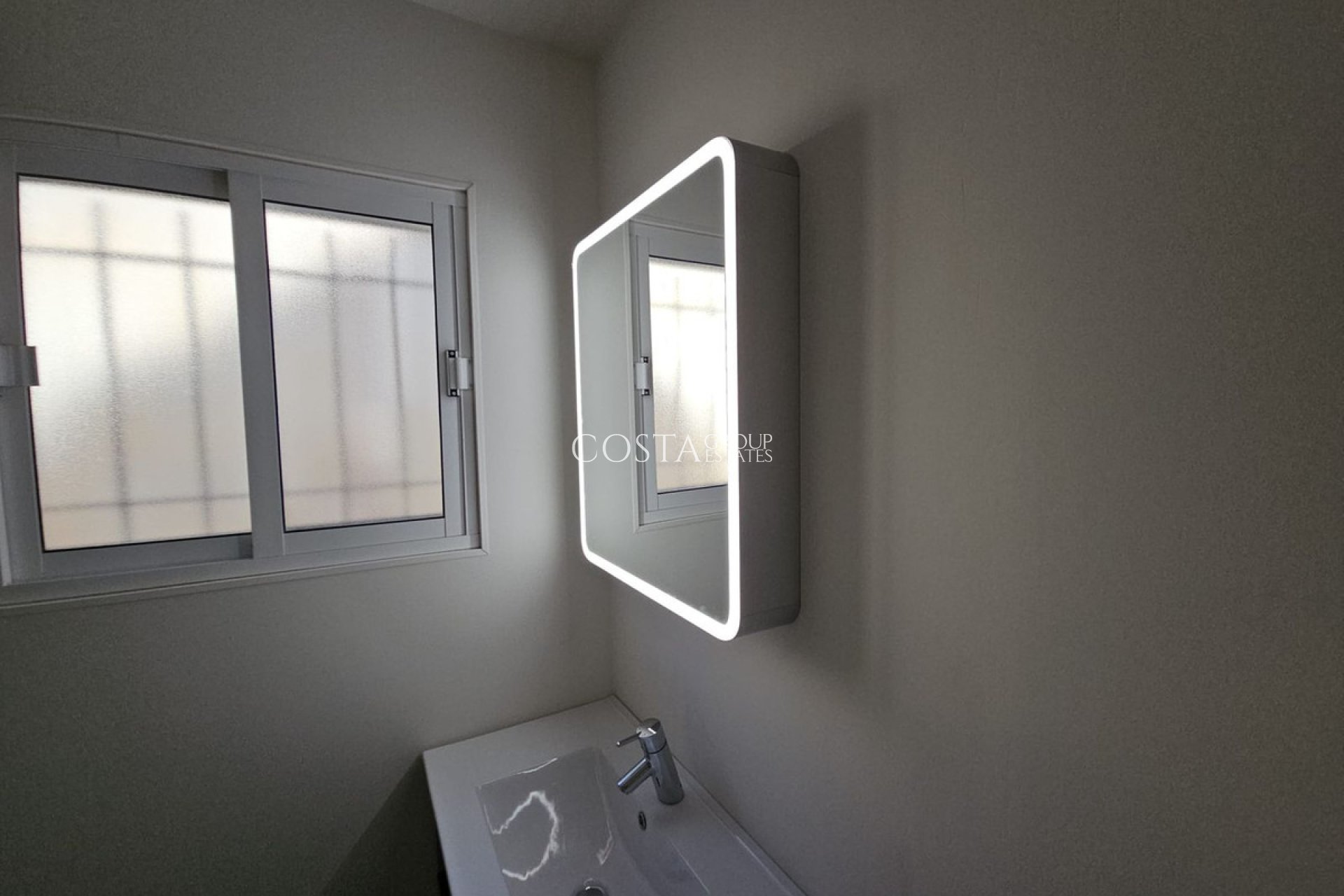 Odsprzedaż - Willa -
Rojales - Quesada