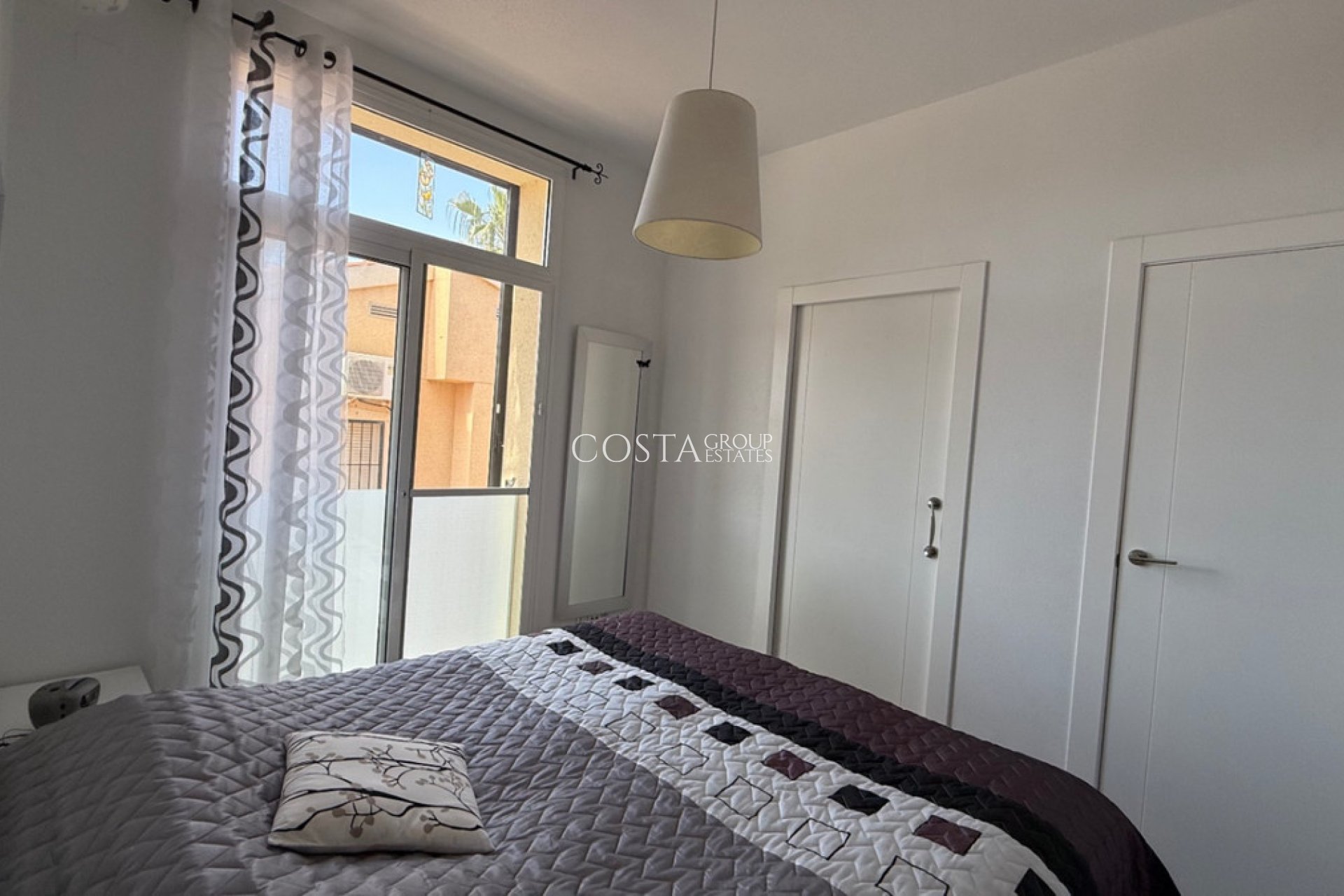 Odsprzedaż - Willa -
Rojales - Rojales Centro