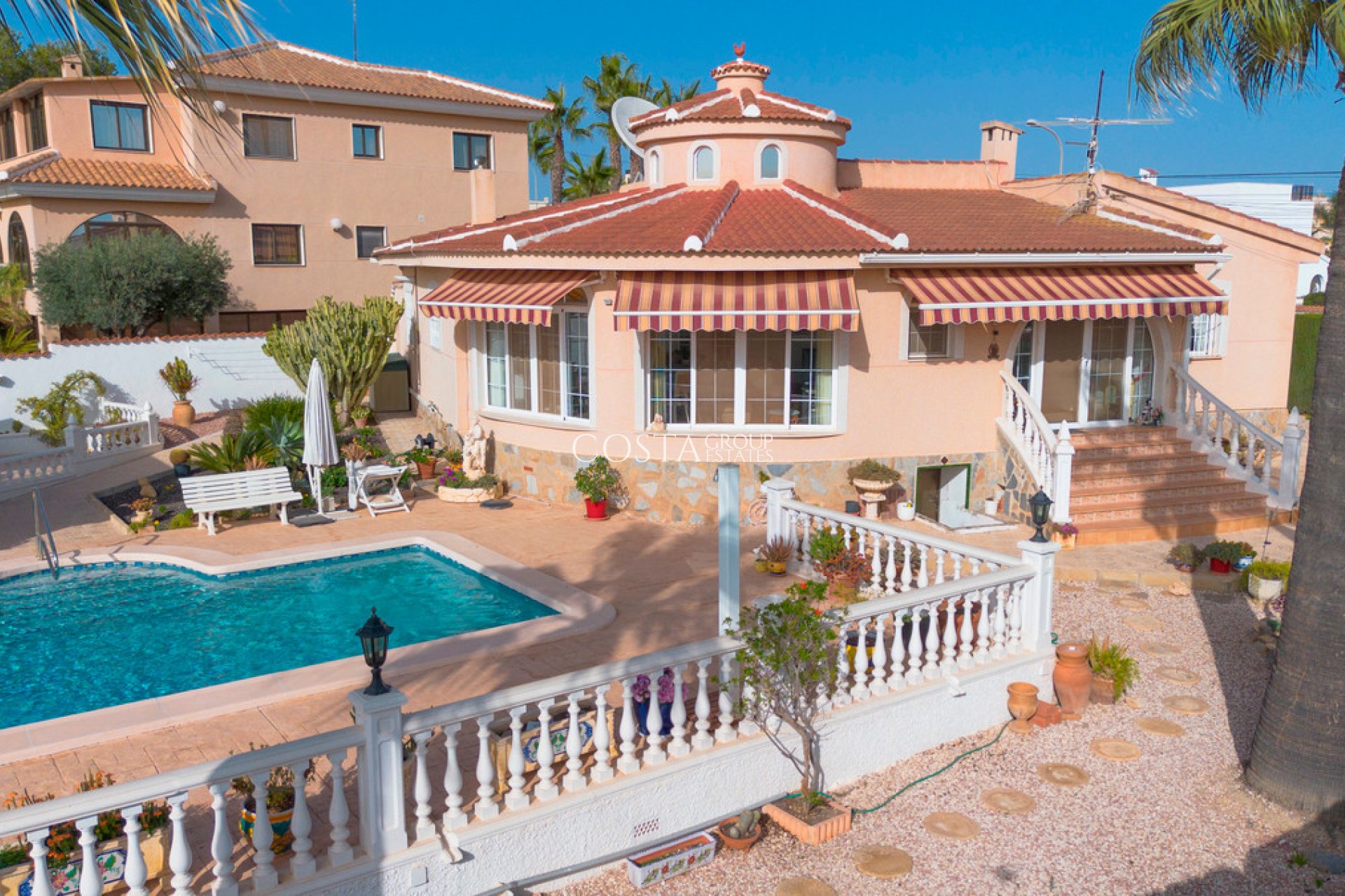 Odsprzedaż - Willa -
Rojales - Rojales Centro