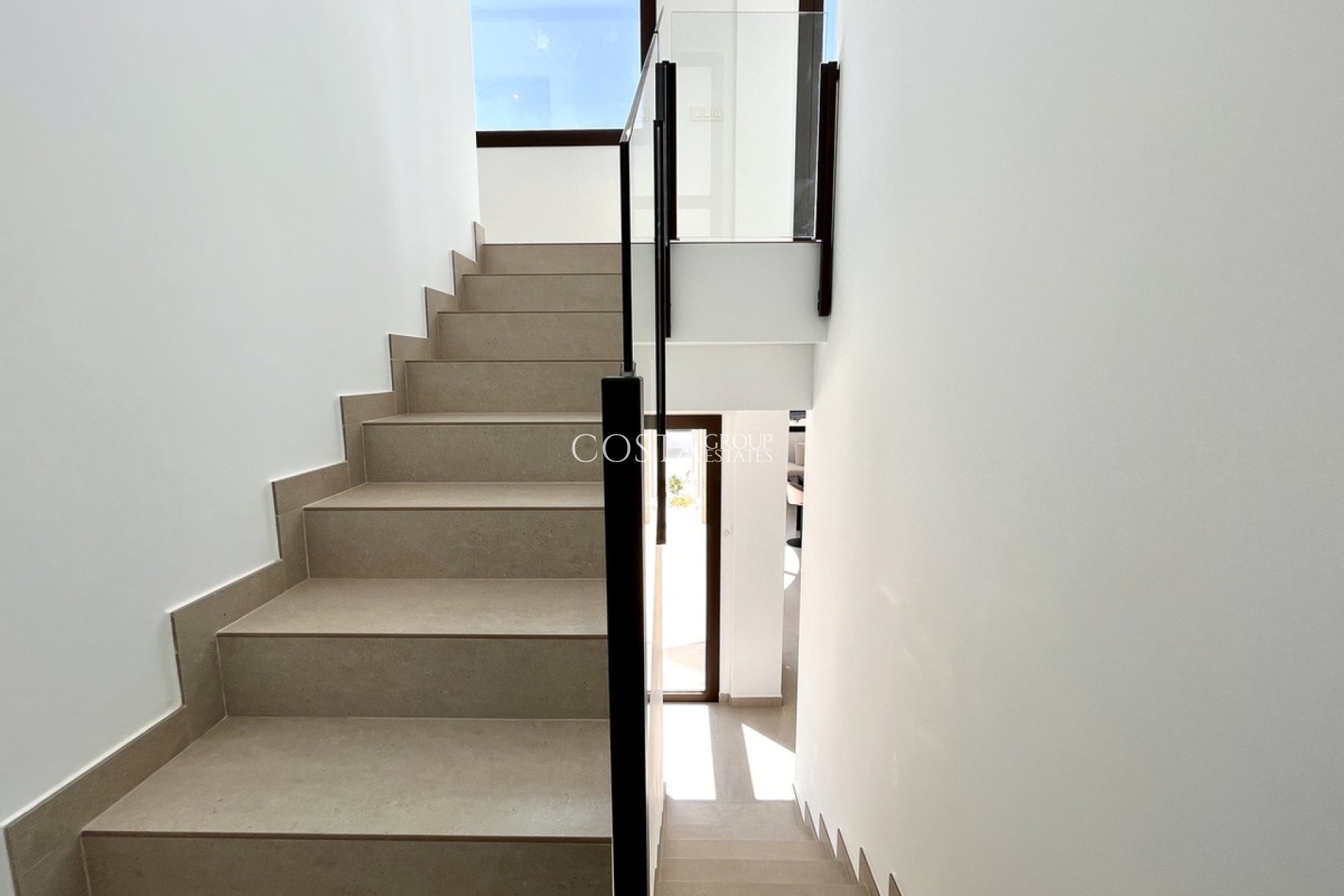 Odsprzedaż - Willa -
Rojales - Rojales Centro