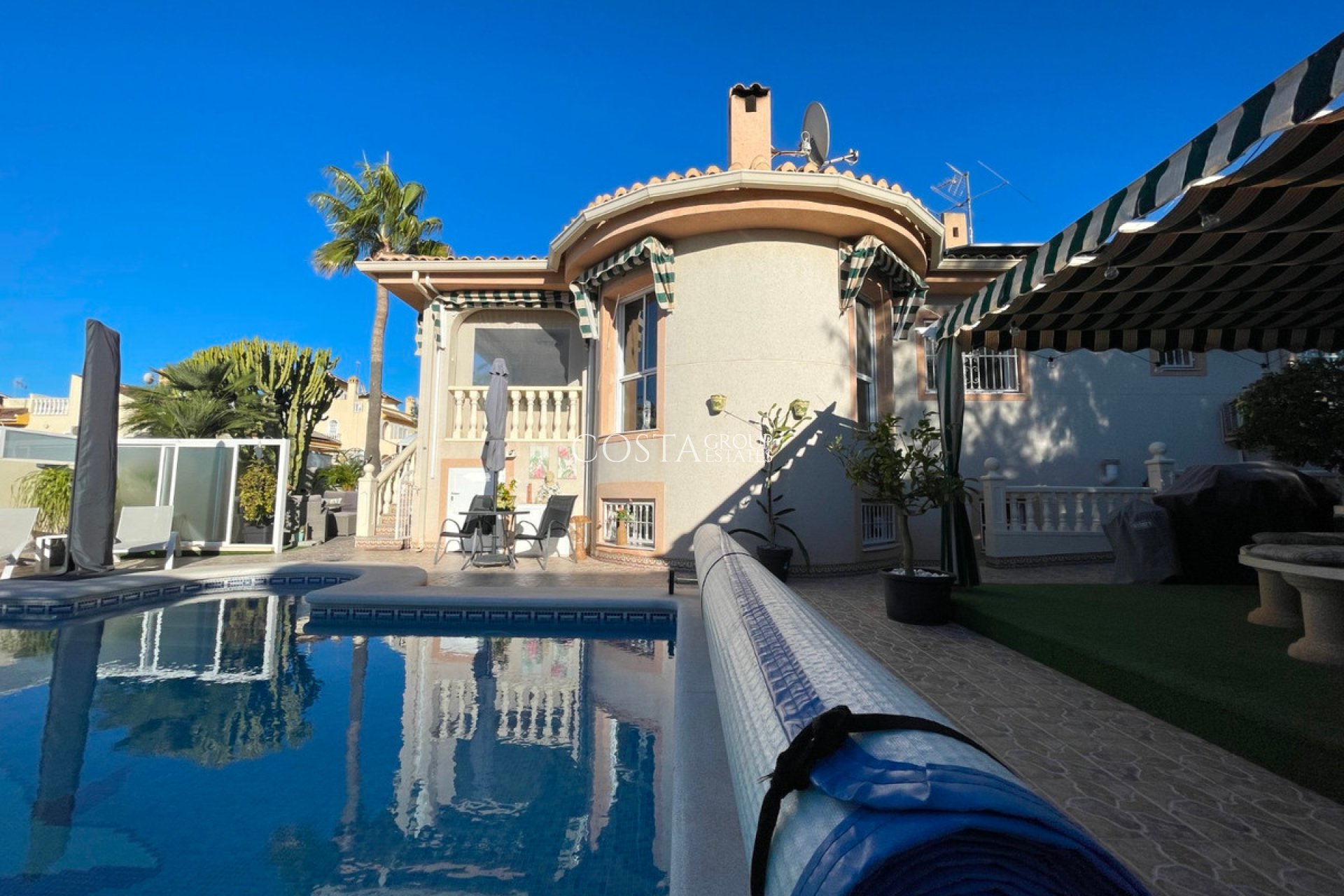 Odsprzedaż - Willa -
Rojales