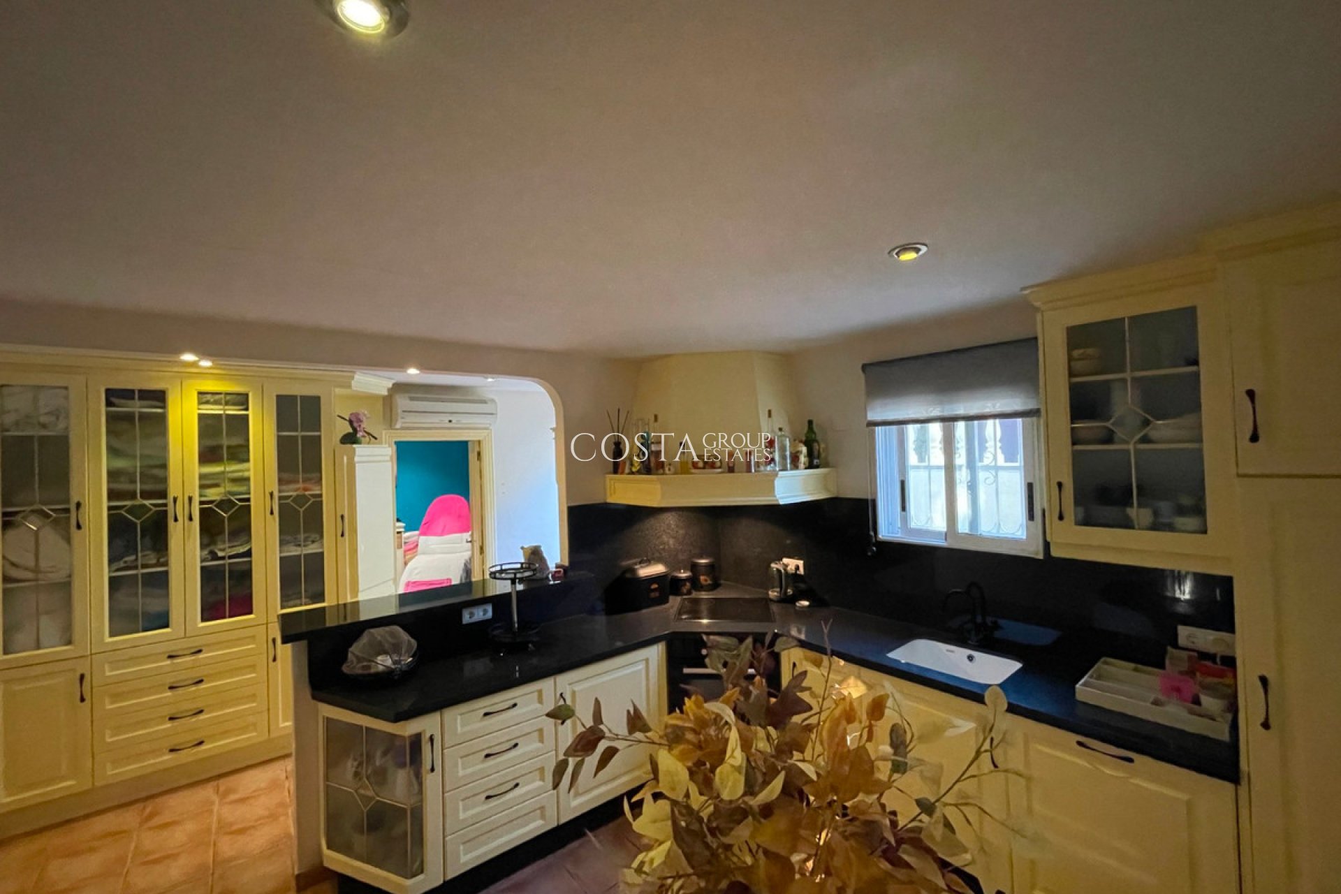 Odsprzedaż - Willa -
Rojales