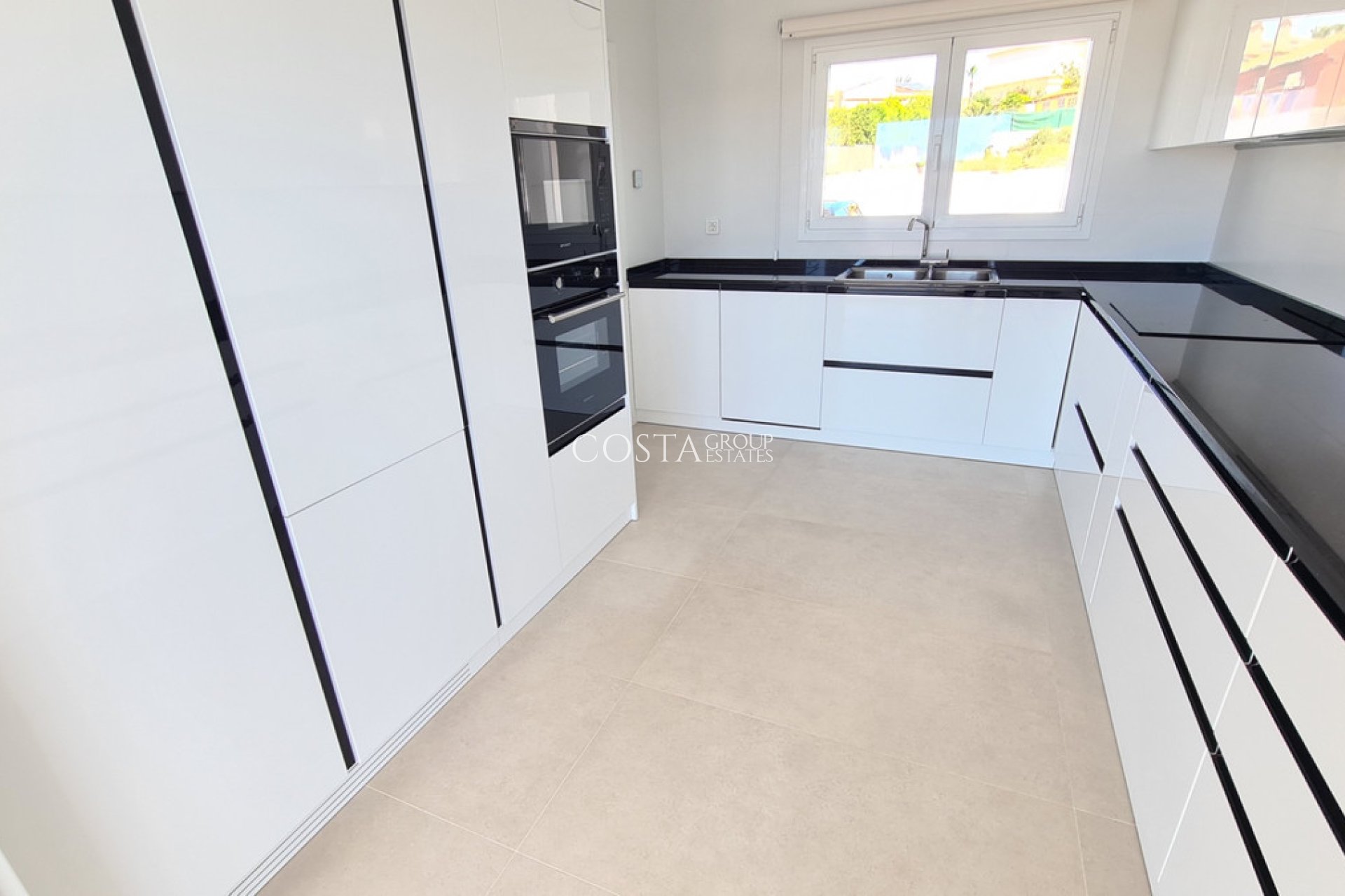 Odsprzedaż - Willa -
San Fulgencio - La Marina