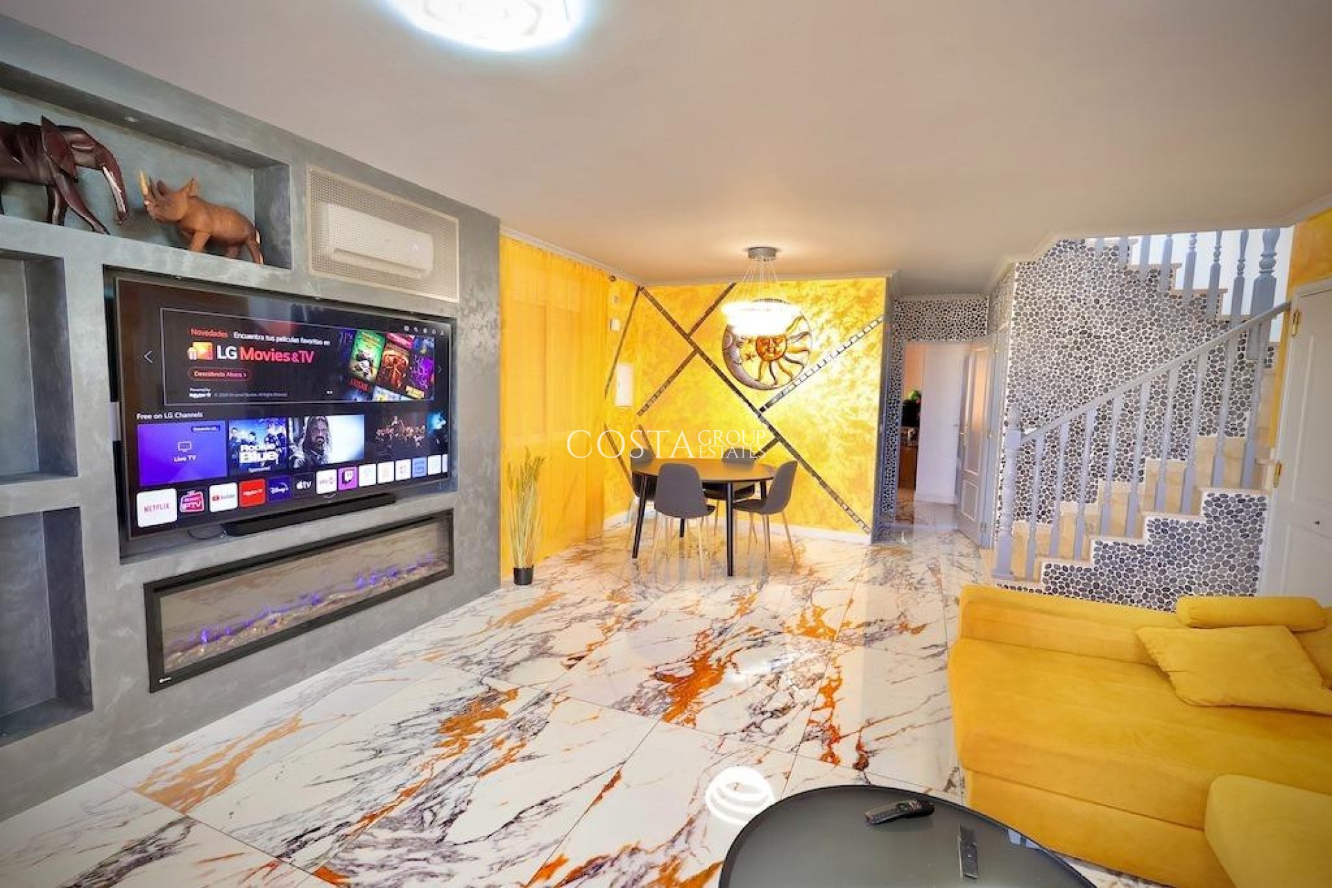 Odsprzedaż - Willa -
San Miguel de Salinas - San Miguel de Salinas Centro