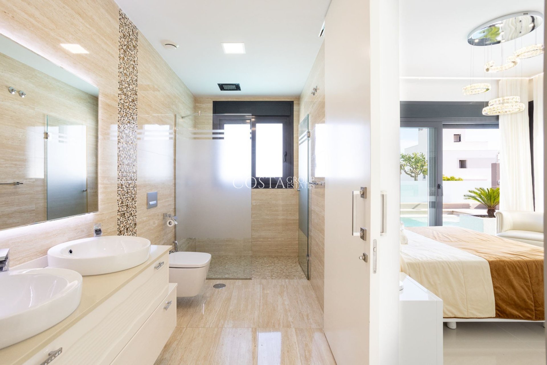 Odsprzedaż - Willa -
San Miguel de Salinas - San Miguel de Salinas Centro